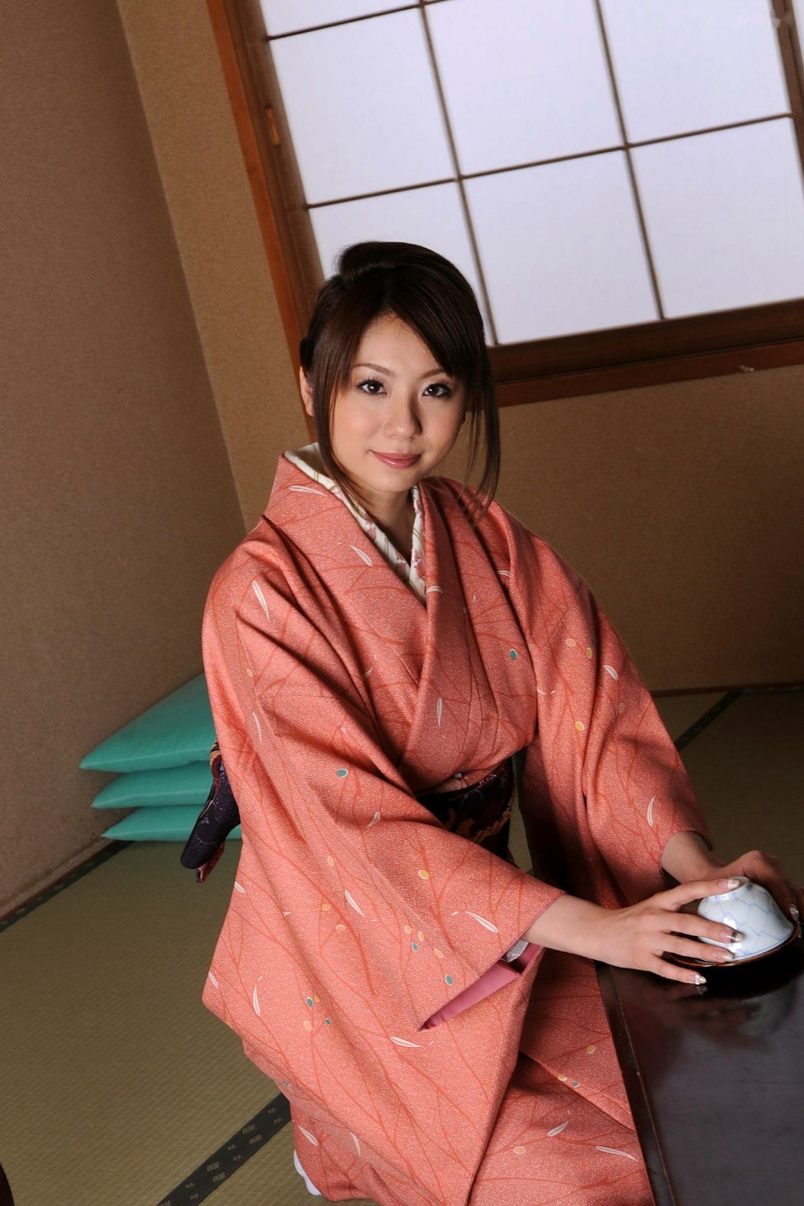 Gallery - 麻美ゆま Yuma Asami 和服私房写真，古典和服御姐与成熟性感尤物，绝美户外与大尺度居家拍摄日本和服性感私房照大尺度 女神私房照_秀色女神 - image 26