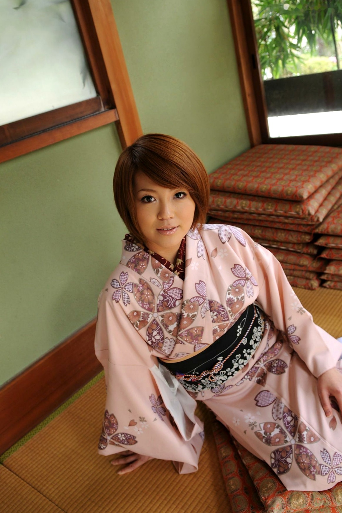 Gallery - X-City 和风系列：片岡さき(Mai Sakura)的和服诱惑与私房写真，极致呈现优雅与性感日本和服诱惑私房照气质 女神私房照_秀色女神 - image 24