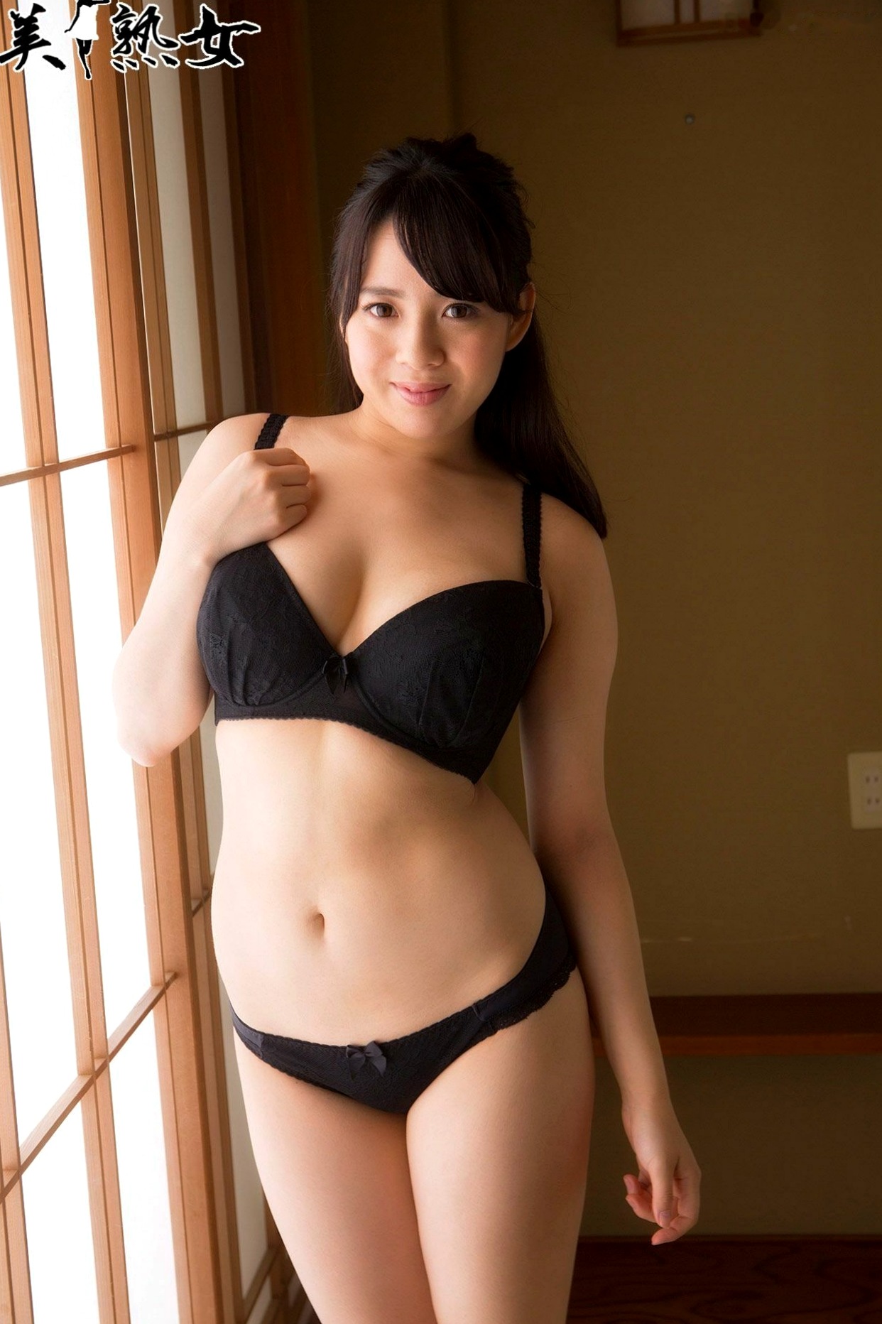 Gallery - 美熟女三岛奈津子(Natsuko Mishima)清新花裙与火辣兔女郎角色扮演写真[jkj038]37P性感诱惑私房照女神 女神私房照_秀色女神 - image 29