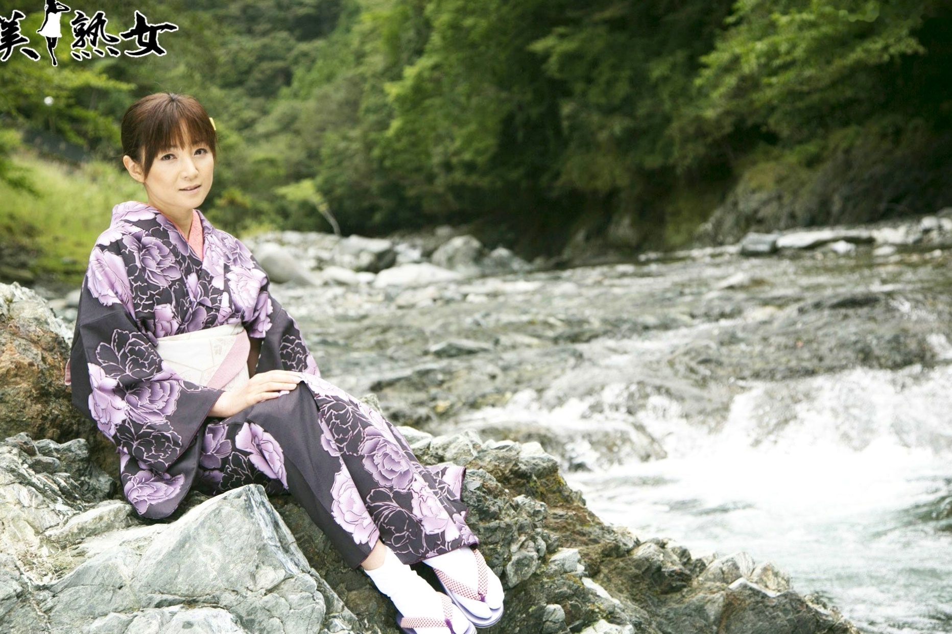 Gallery - 日本美熟女小森愛(Ai Komori)精选写真集：清新和服与优雅常服的柔情演绎日本气质清纯和服私房照 女神私房照_秀色女神 - image 4