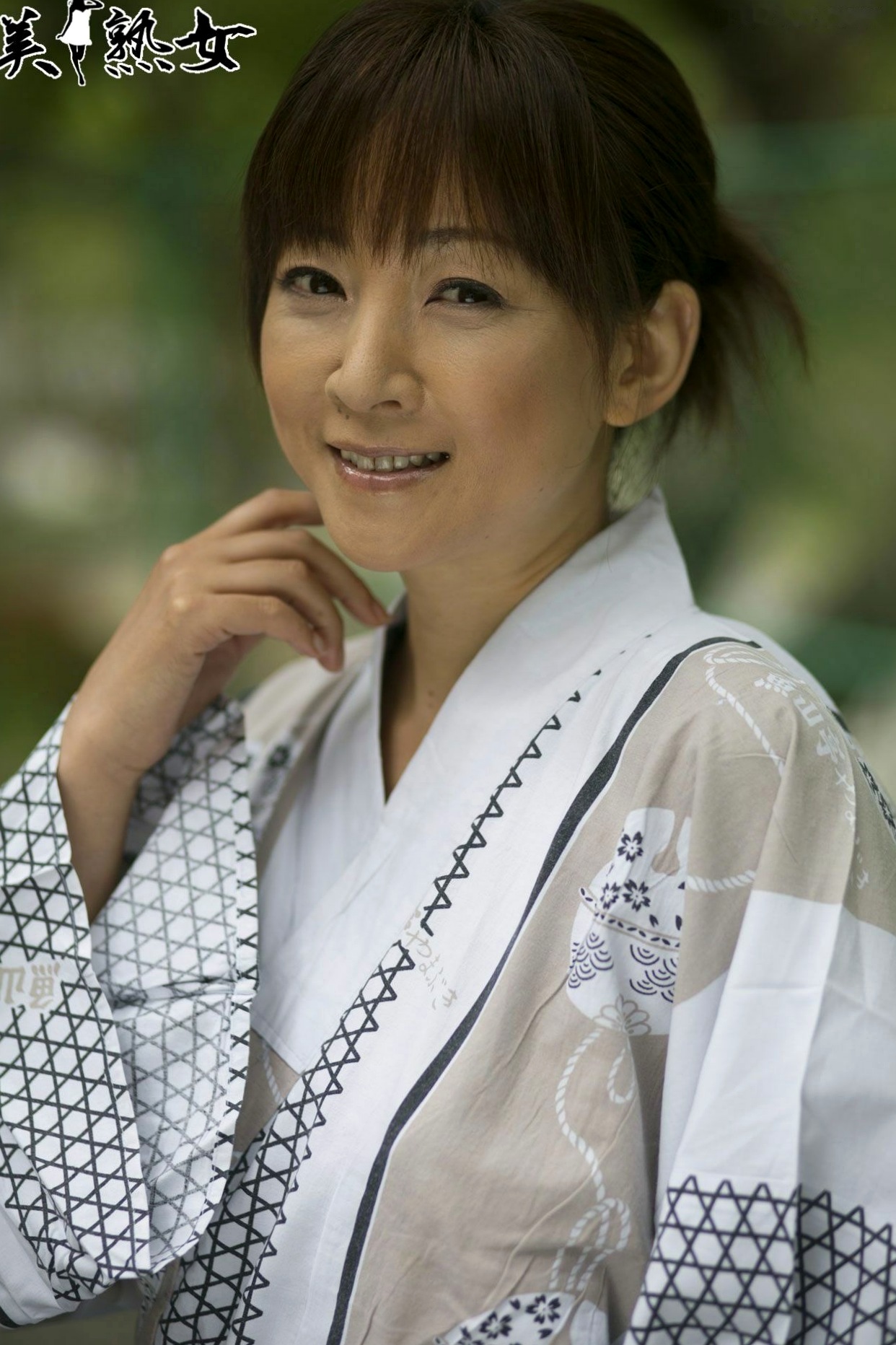 Gallery - 日本美熟女小森愛(Ai Komori)精选写真集：清新和服与优雅常服的柔情演绎日本气质清纯和服私房照 女神私房照_秀色女神 - image 18