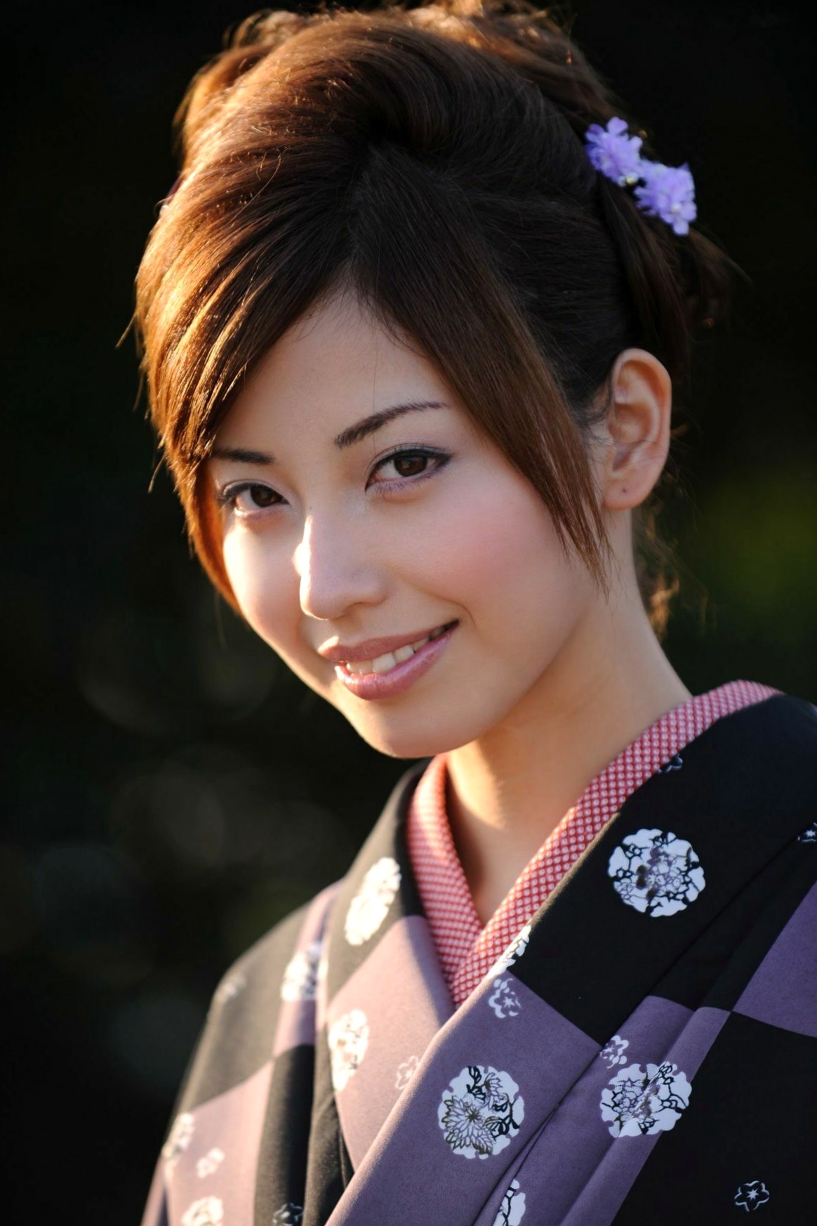 Gallery - 横山美雪 Miyuki Yokoyama 和服写真：古典气质与木质风情，演绎优雅极致的日系迷人面孔日本和服气质清新私房照 女神私房照_秀色女神 - image 8