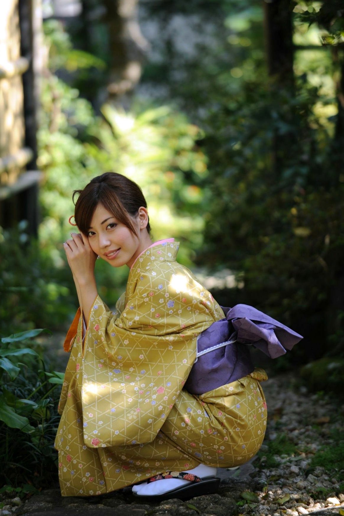 Gallery - 横山美雪 Miyuki Yokoyama 和服写真：古典气质与木质风情，演绎优雅极致的日系迷人面孔日本和服气质清新私房照 女神私房照_秀色女神 - image 30