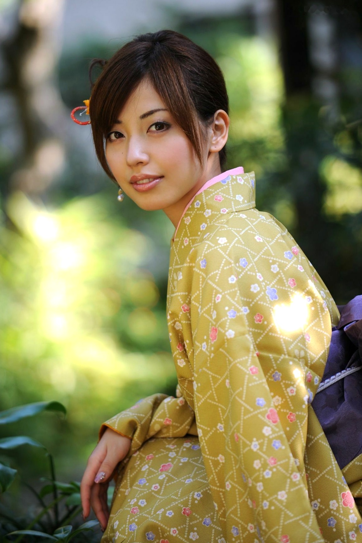 Gallery - 横山美雪 Miyuki Yokoyama 和服写真：古典气质与木质风情，演绎优雅极致的日系迷人面孔日本和服气质清新私房照 女神私房照_秀色女神 - image 31