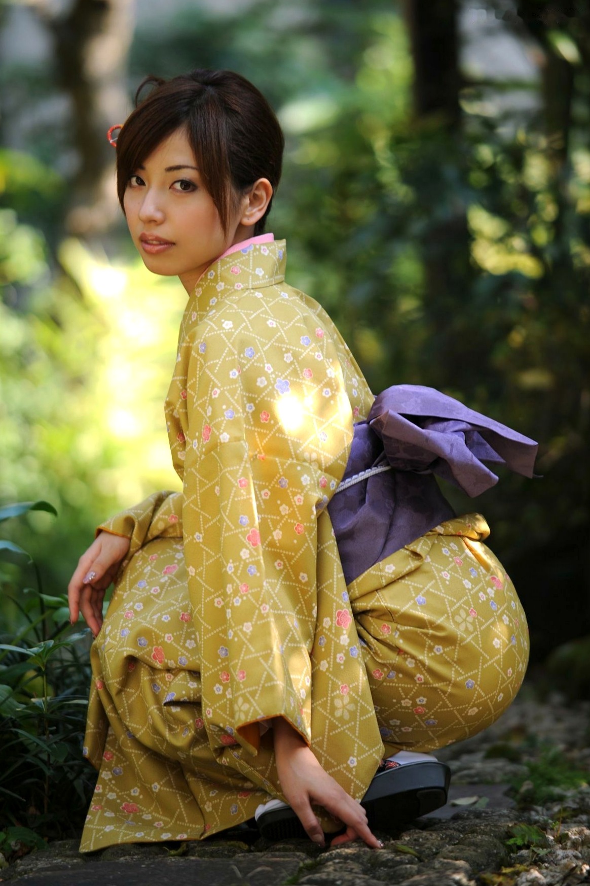 Gallery - 横山美雪 Miyuki Yokoyama 和服写真：古典气质与木质风情，演绎优雅极致的日系迷人面孔日本和服气质清新私房照 女神私房照_秀色女神 - image 33
