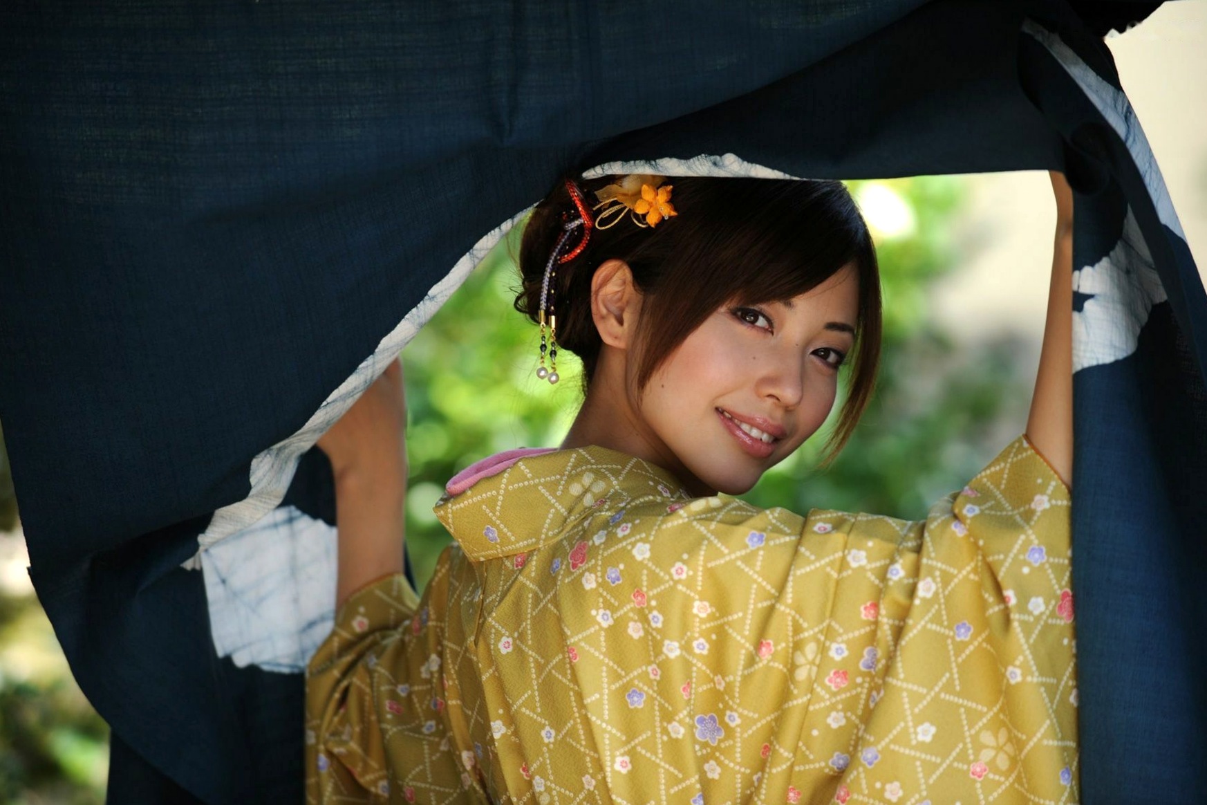 Gallery - 横山美雪 Miyuki Yokoyama 和服写真：古典气质与木质风情，演绎优雅极致的日系迷人面孔日本和服气质清新私房照 女神私房照_秀色女神 - image 41