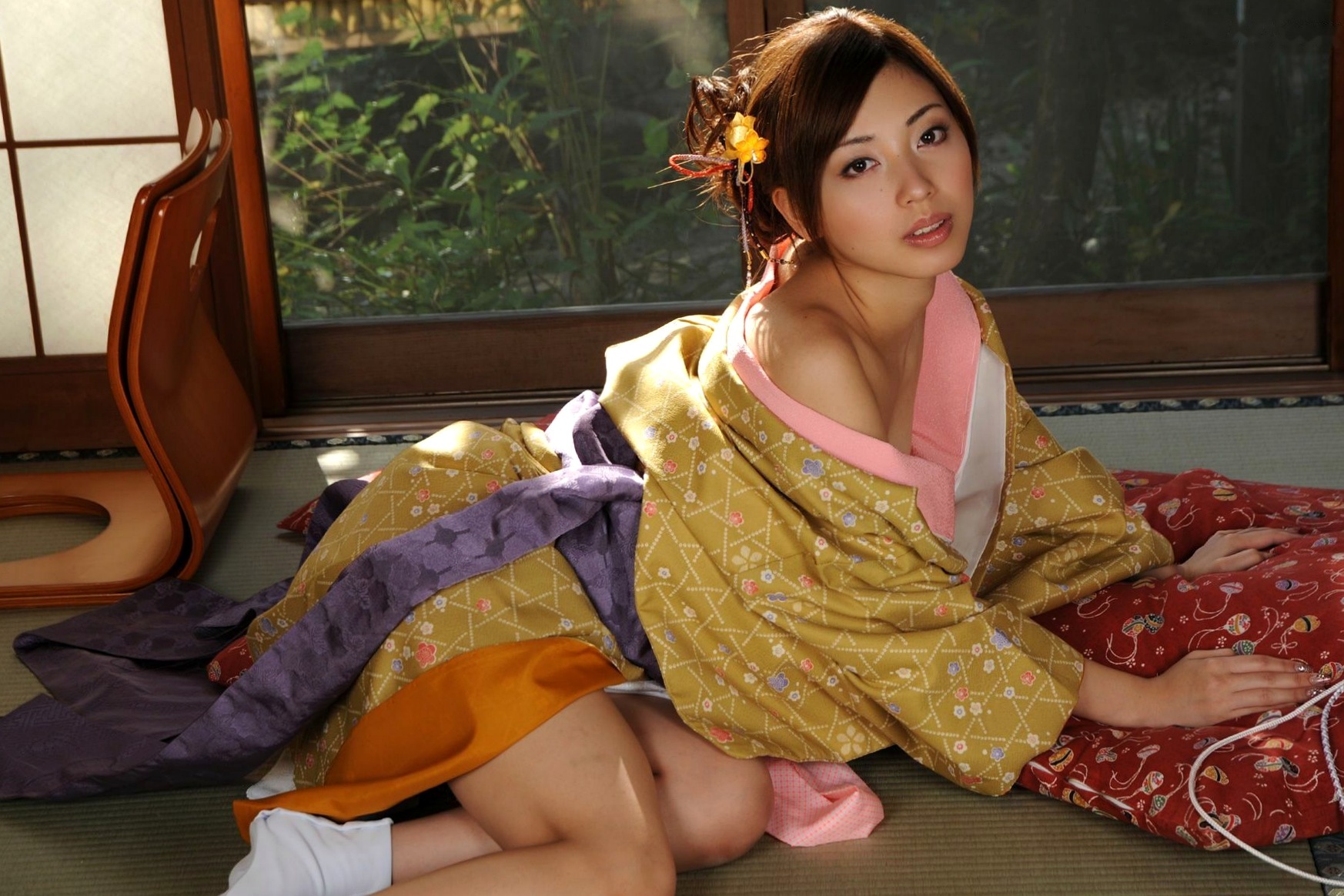 Gallery - 横山美雪 Miyuki Yokoyama 和服写真：古典气质与木质风情，演绎优雅极致的日系迷人面孔日本和服气质清新私房照 女神私房照_秀色女神 - image 48