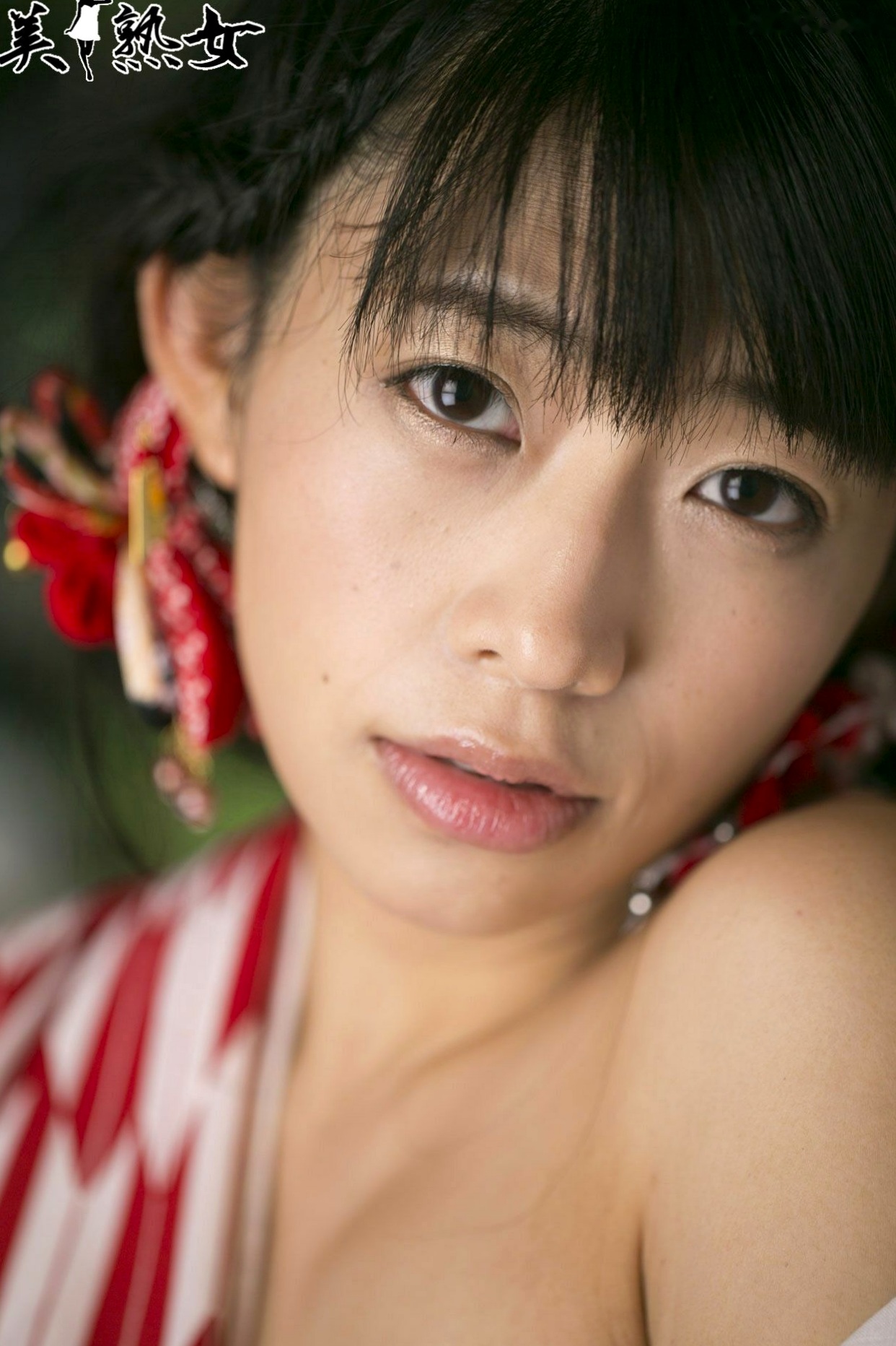 Gallery - X-City人气熟女范田纱纱、春山千惠里写真集，清新街拍与私密室内风格合集日本私房照气质诱惑 女神私房照_秀色女神 - image 8