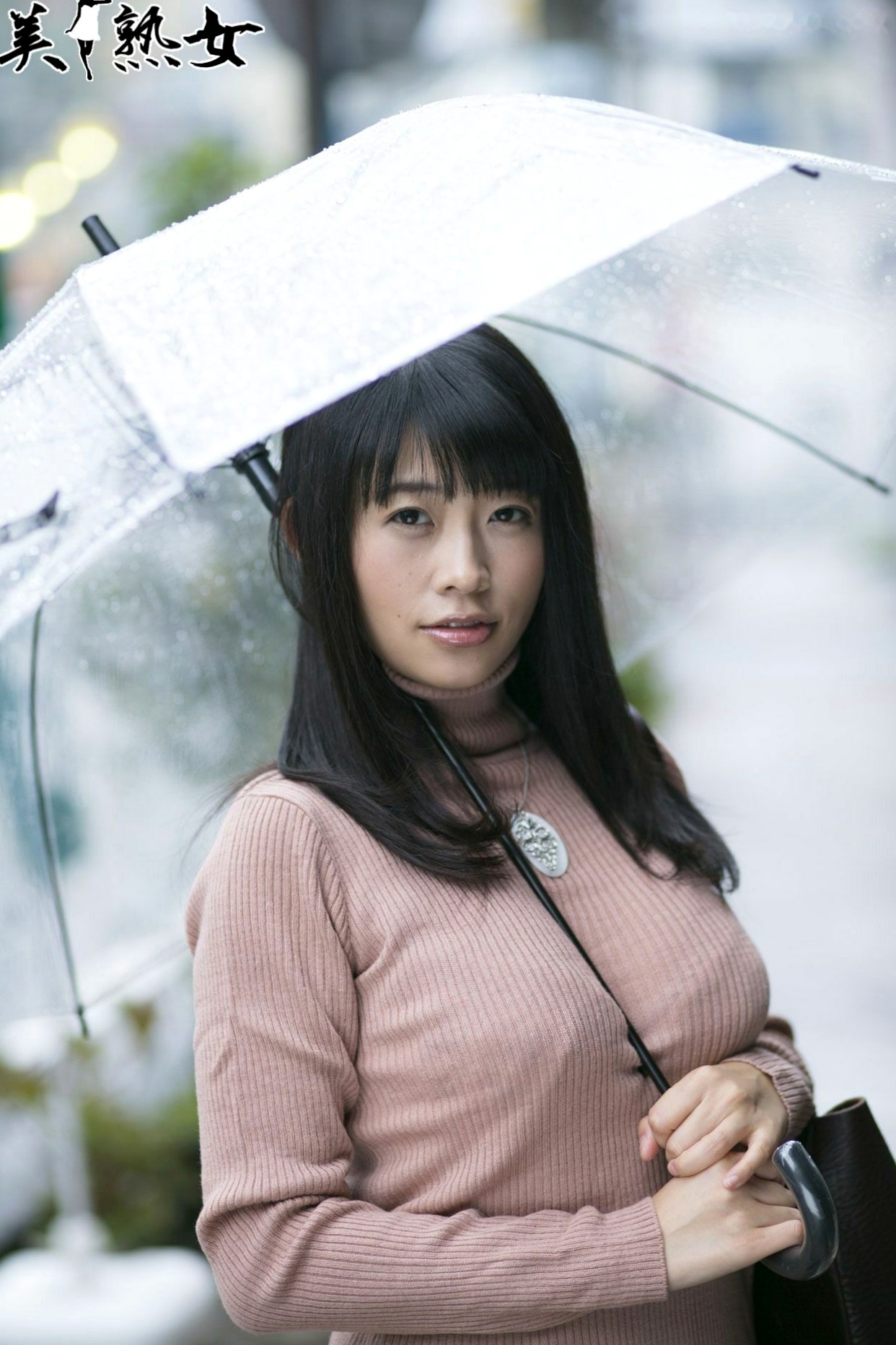 Gallery - X-City人气熟女范田纱纱、春山千惠里写真集，清新街拍与私密室内风格合集日本私房照气质诱惑 女神私房照_秀色女神 - image 17