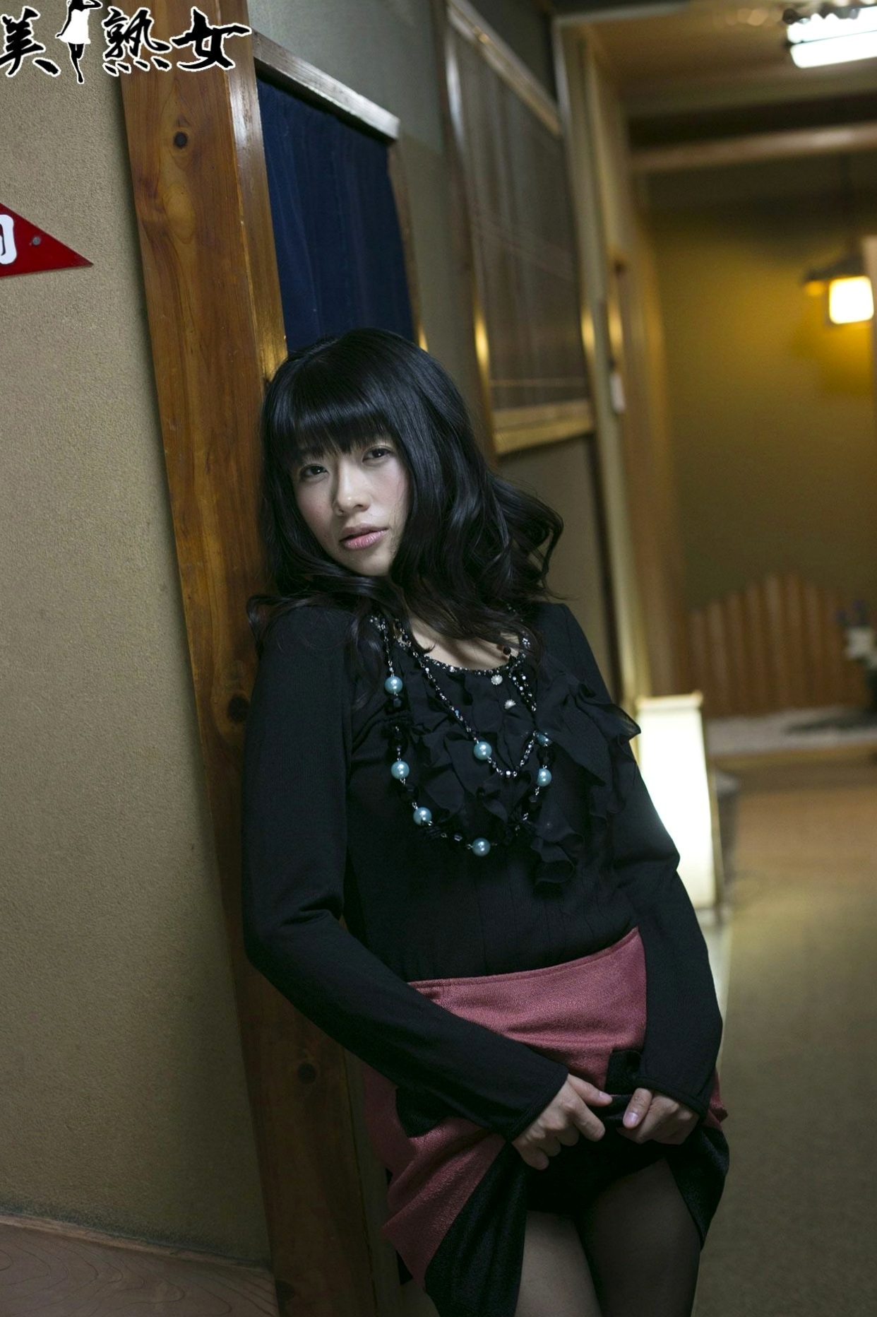 Gallery - X-City人气熟女范田纱纱、春山千惠里写真集，清新街拍与私密室内风格合集日本私房照气质诱惑 女神私房照_秀色女神 - image 33