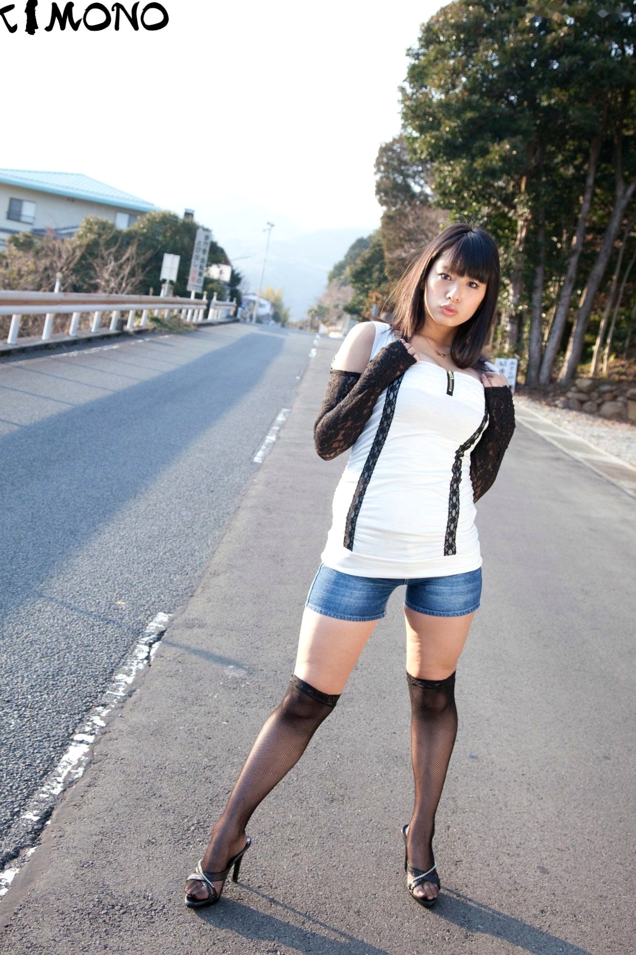 Gallery - X-City_ 春菜はな Hana Haruna 写真集，传统和服与现代性感街拍，冷艳温婉双重气质展现极致魅力[65P]和服日本性感街拍气质 女神私房照_秀色女神 - image 33
