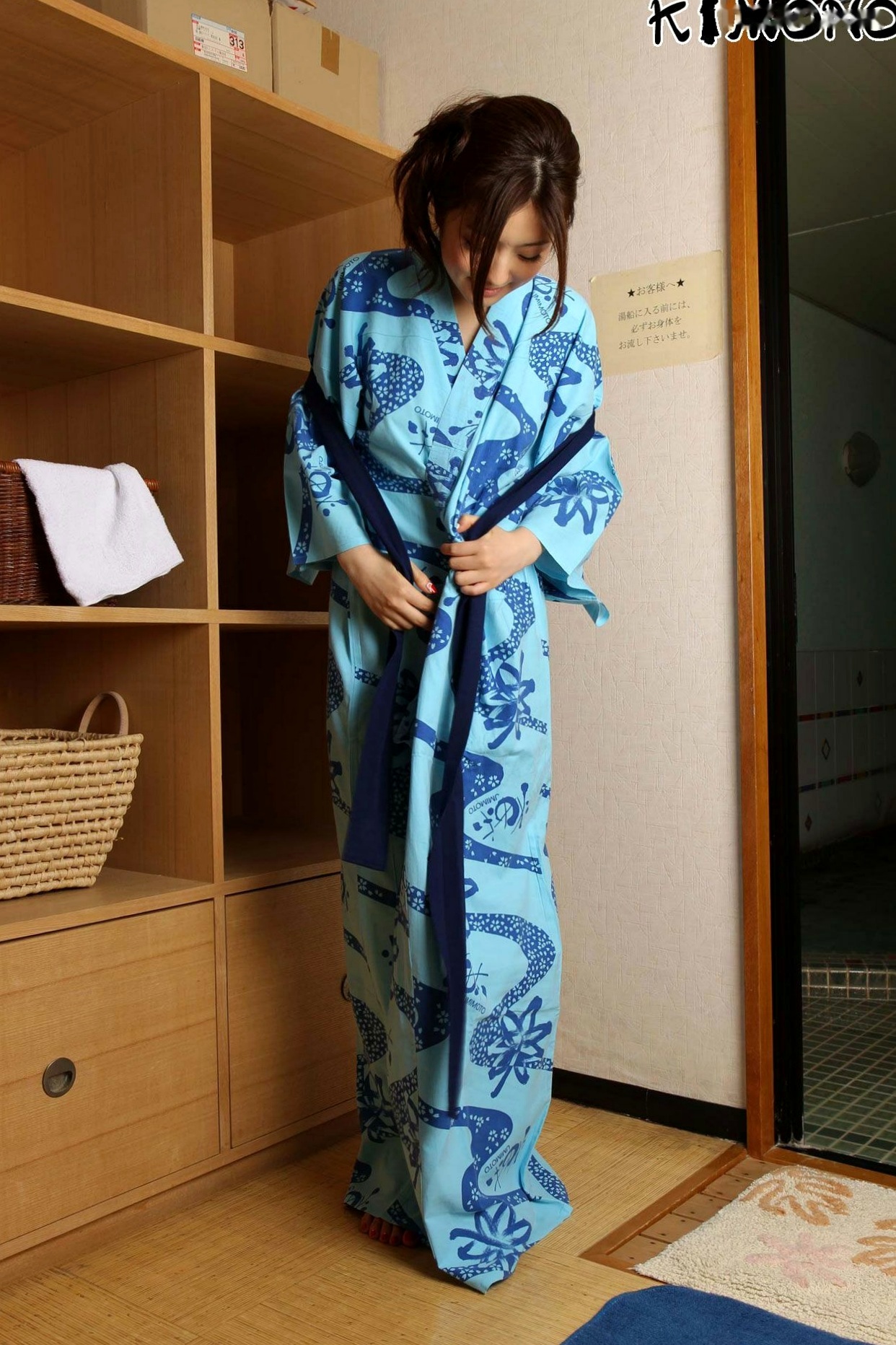Gallery - X-City 羽田爱和服私房与清新吊带街拍写真集日本性感和服私房照诱惑 女神私房照_秀色女神 - image 16