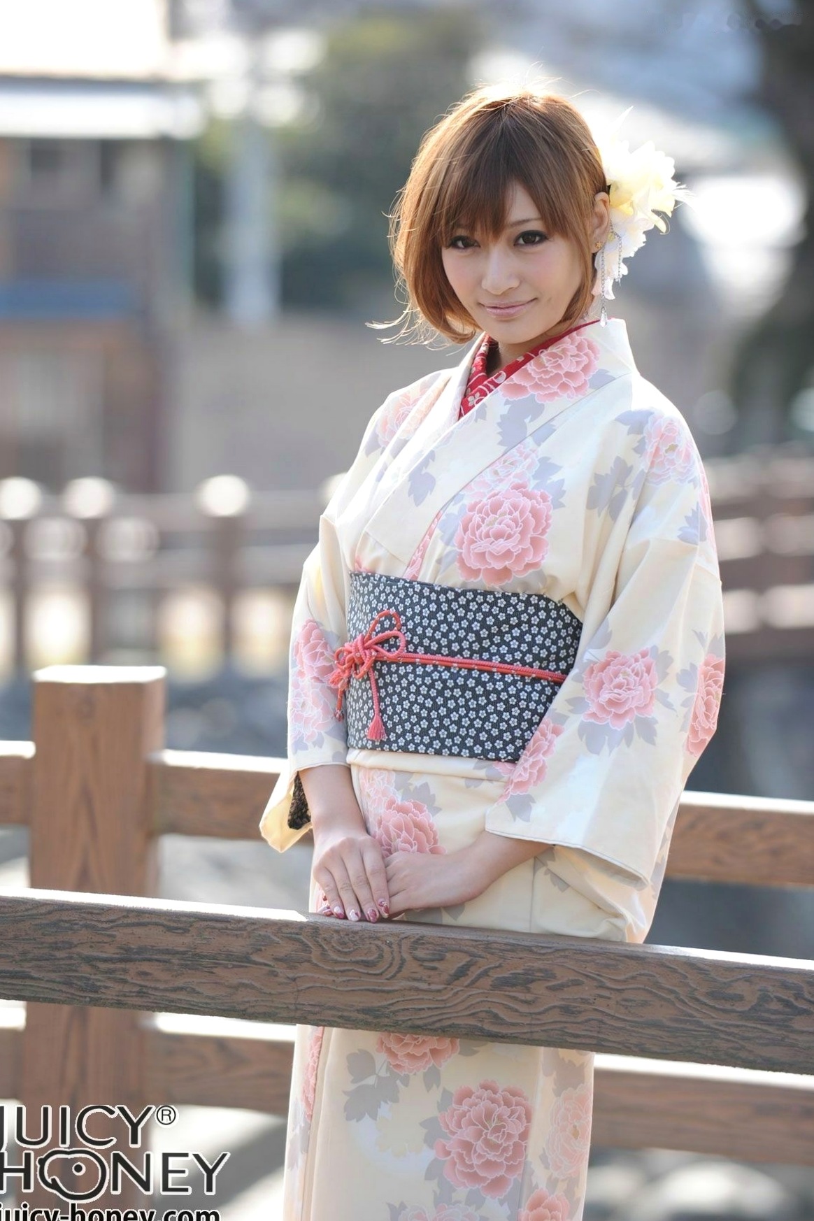 Gallery - 明日花キララ(Kirara Asuka)写真集：优雅日式和服风情，绽放古典美韵，视觉诱惑写真系列日本和服诱惑私房照性感 女神私房照_秀色女神 - image 27