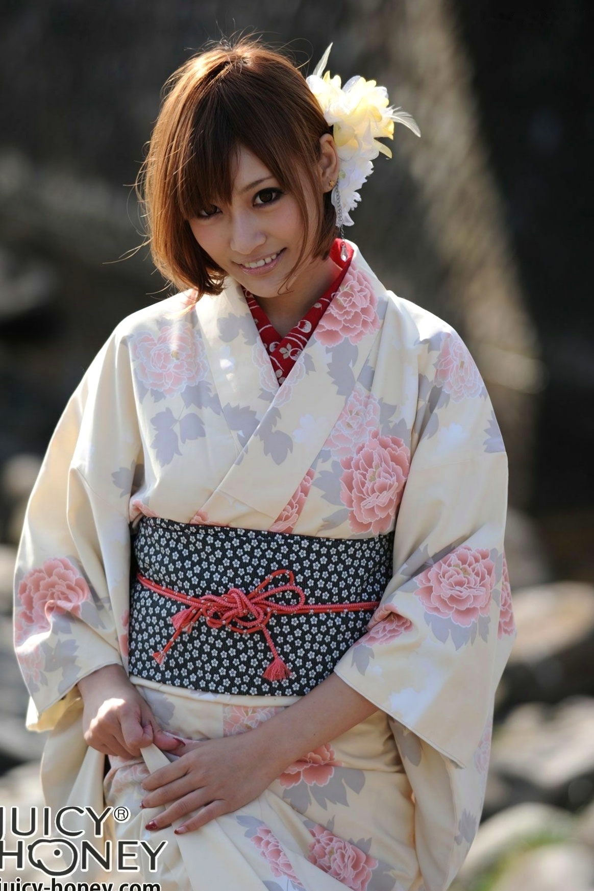 Gallery - 明日花キララ(Kirara Asuka)写真集：优雅日式和服风情，绽放古典美韵，视觉诱惑写真系列日本和服诱惑私房照性感 女神私房照_秀色女神 - image 35