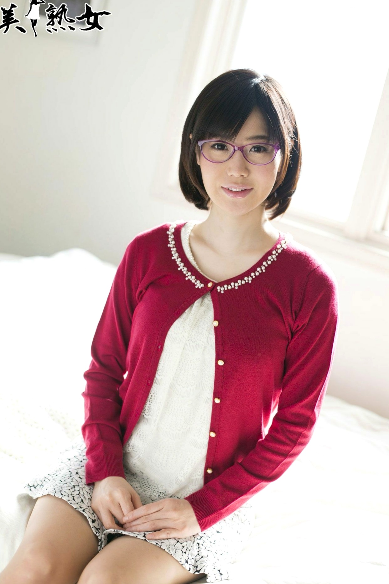 Gallery - X-City_ [JUKUJO] 森なな子 (Nanako Mori) 眼镜私房熟女居家蕾丝写真，成熟韵味性感演绎尤物性感诱惑私房照气质 女神私房照_秀色女神 - image 1