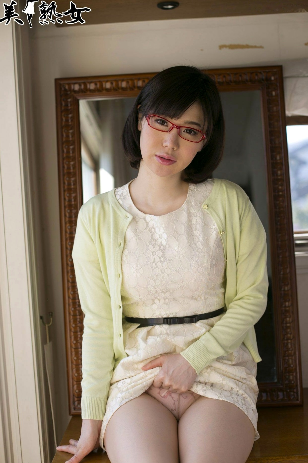 Gallery - X-City_ [JUKUJO] 森なな子 (Nanako Mori) 眼镜私房熟女居家蕾丝写真，成熟韵味性感演绎尤物性感诱惑私房照气质 女神私房照_秀色女神 - image 27
