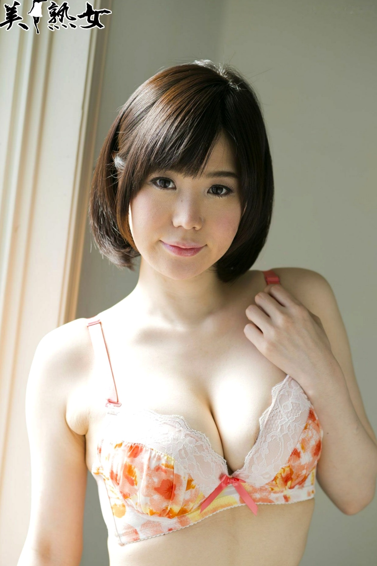Gallery - X-City_ [JUKUJO] 森なな子 (Nanako Mori) 眼镜私房熟女居家蕾丝写真，成熟韵味性感演绎尤物性感诱惑私房照气质 女神私房照_秀色女神 - image 60