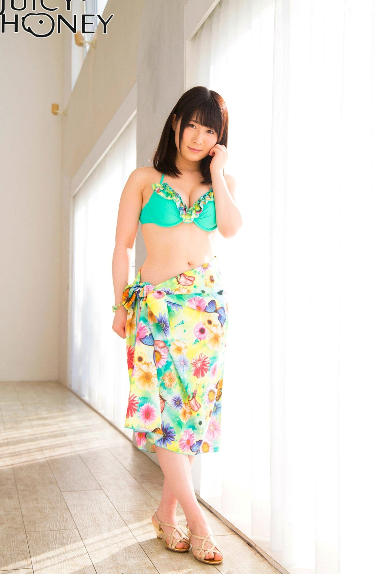 Gallery - 飞鸟凛 Rin Asuka 写真集：甜美清纯与性感内衣的极致诱惑，私房拍摄展现童颜巨乳尤物魅力童颜巨乳内衣日本尤物私房照 女神私房照_秀色女神 - image 9