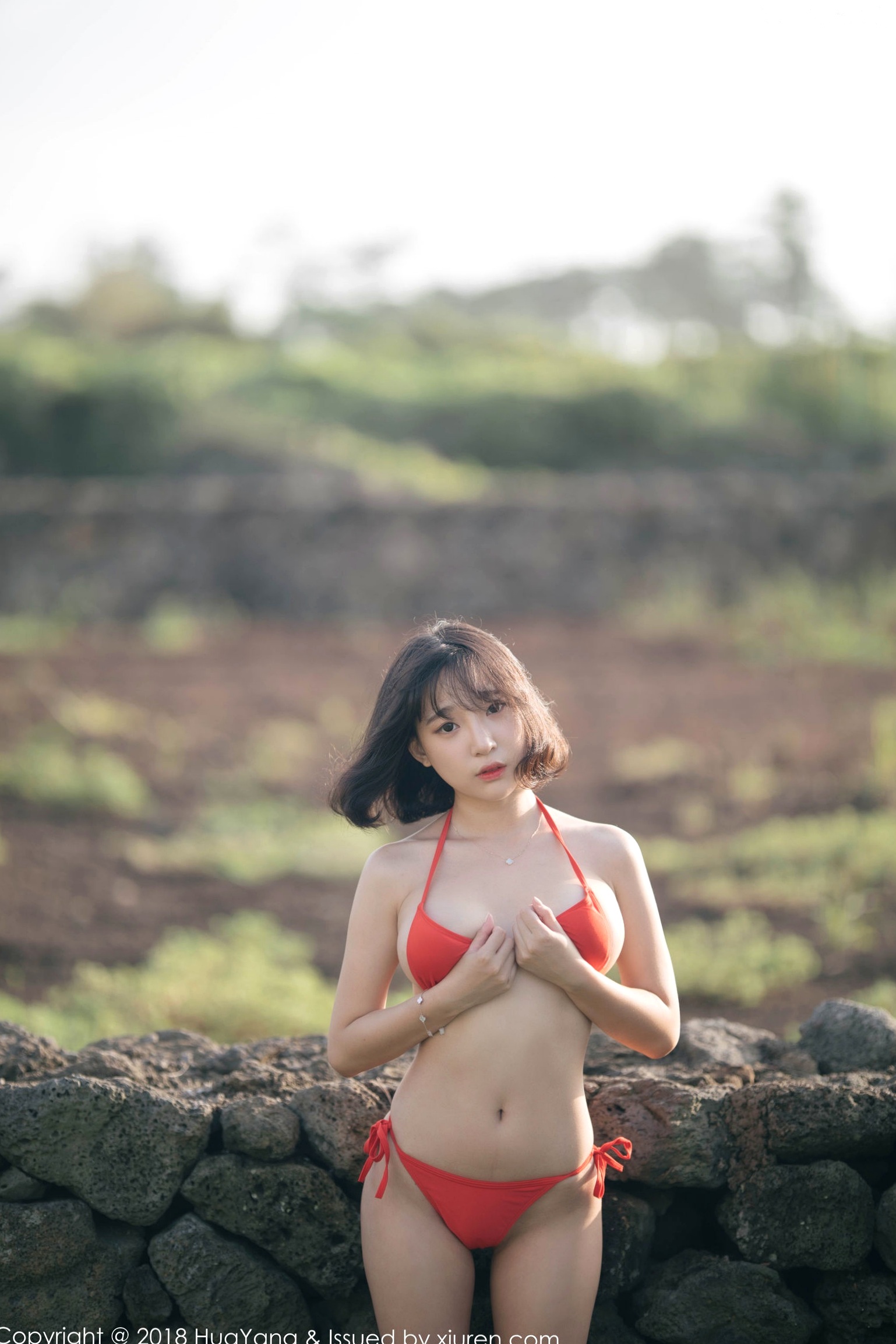 Gallery - HuaYang花漾 - Flower-085-卿卿-性感樱桃比基尼泳池私房写真集性感清纯比基尼诱惑 女神私房照_秀色女神 - image 10