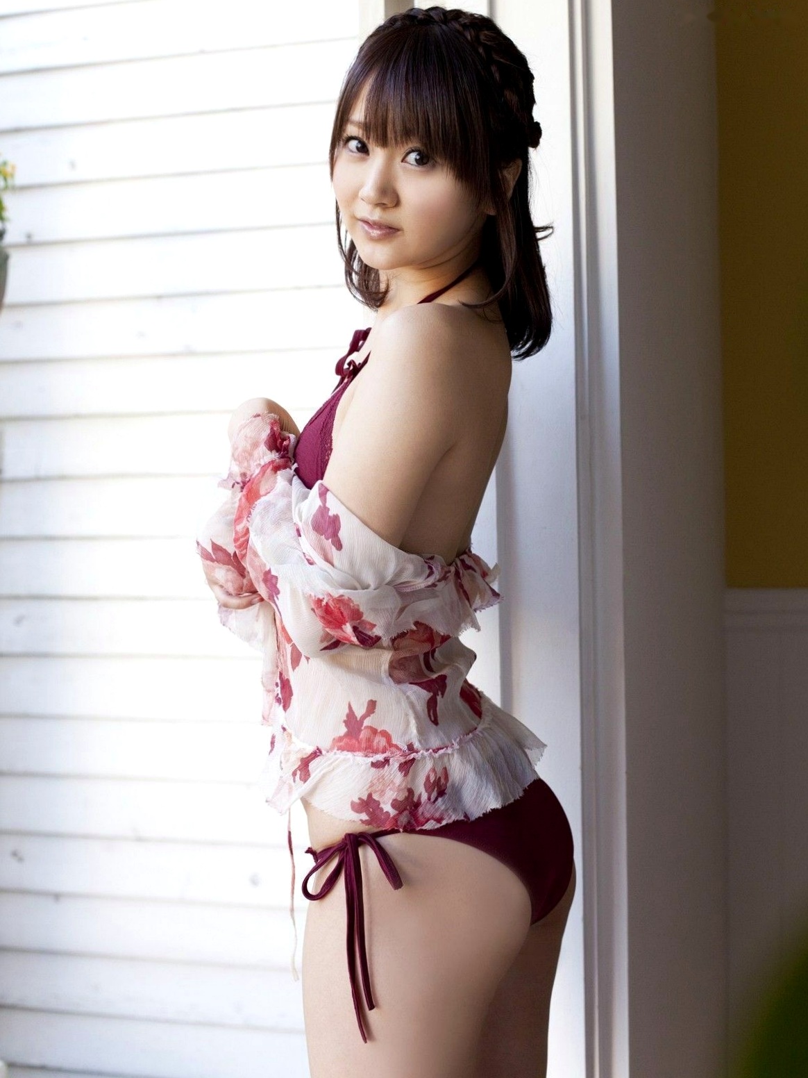 Gallery - Sabra_ Strictly Girls 浜田翔子写真集：清纯童颜配惹火身材，精致私房内衣诱惑实录日本童颜巨乳私房照内衣性感 女神私房照_秀色女神 - image 13