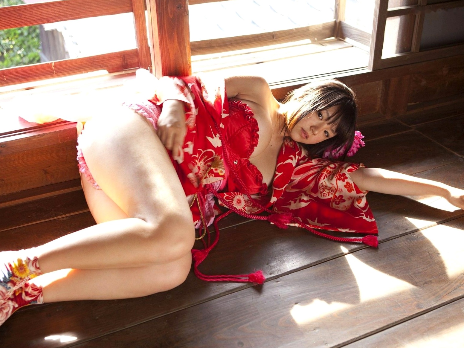 Gallery - 篠崎愛 Sabra 写真集：童颜巨乳的极致诱惑，私房内衣与日式和服美学盛宴 (75P)童颜巨乳性感诱惑和服日本 女神私房照_秀色女神 - image 48