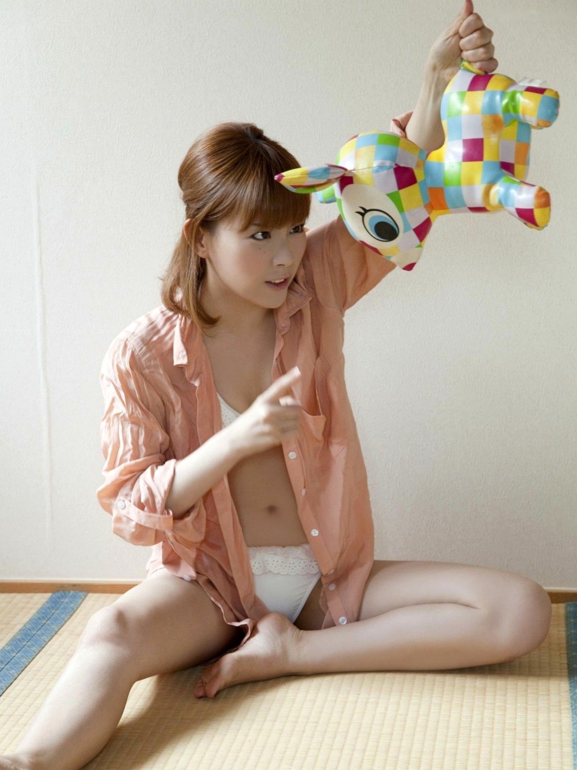 Gallery - Sabra Strictly Girls 重盛里美写真集：户外比基尼夏日清纯诱惑，活力少女甜美展现日本比基尼清纯治愈系户外 女神私房照_秀色女神 - image 13