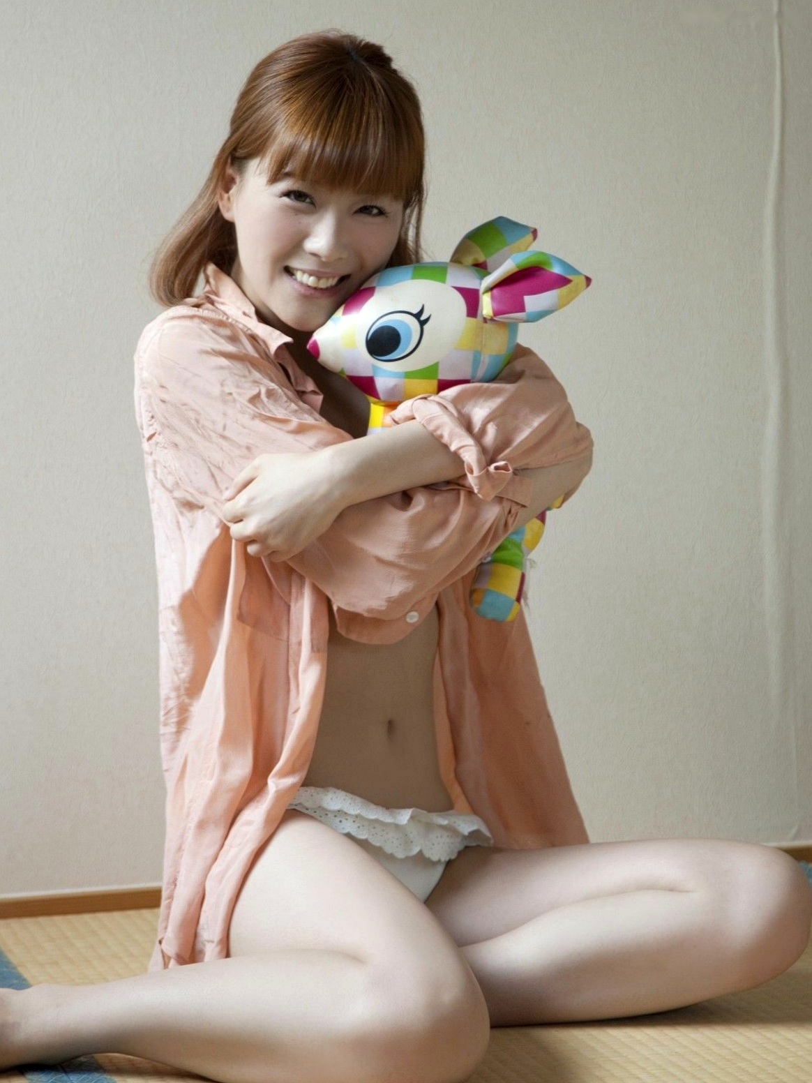 Gallery - Sabra Strictly Girls 重盛里美写真集：户外比基尼夏日清纯诱惑，活力少女甜美展现日本比基尼清纯治愈系户外 女神私房照_秀色女神 - image 14