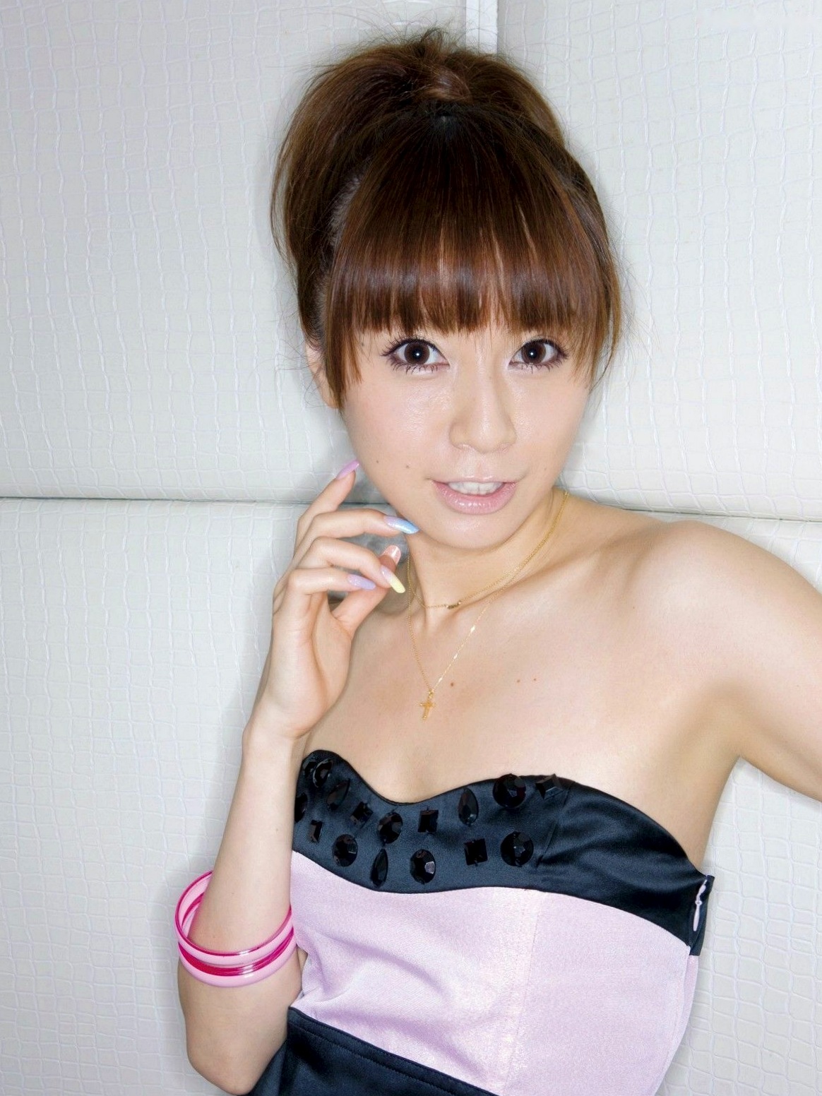 Gallery - 長谷川潤+鈴木亜美《IN HOUSE NATION》高清写真集：日系女神私房街拍与发布会精彩现场，感受双倍优雅魅力日本女神气质清纯养眼 女神私房照_秀色女神 - image 4