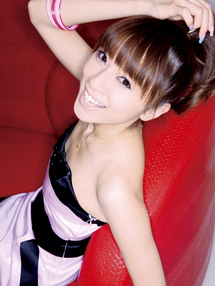 Gallery - 長谷川潤+鈴木亜美《IN HOUSE NATION》高清写真集：日系女神私房街拍与发布会精彩现场，感受双倍优雅魅力日本女神气质清纯养眼 女神私房照_秀色女神 - image 37