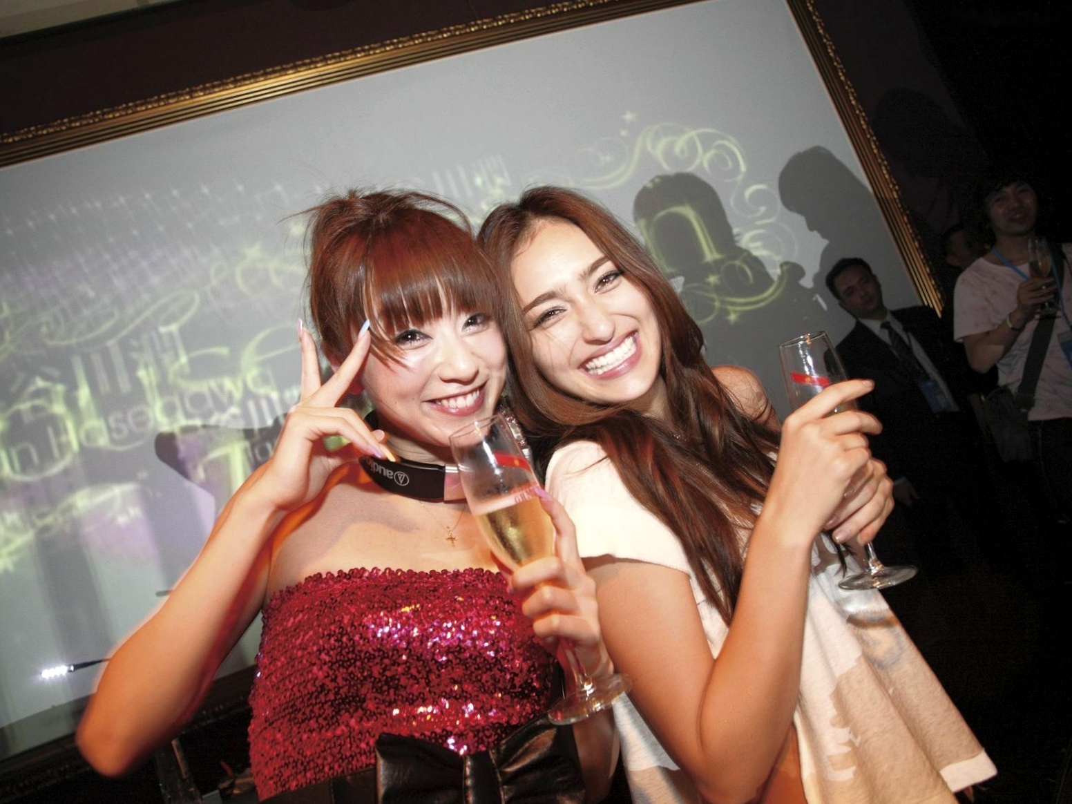 Gallery - 長谷川潤+鈴木亜美《IN HOUSE NATION》高清写真集：日系女神私房街拍与发布会精彩现场，感受双倍优雅魅力日本女神气质清纯养眼 女神私房照_秀色女神 - image 54