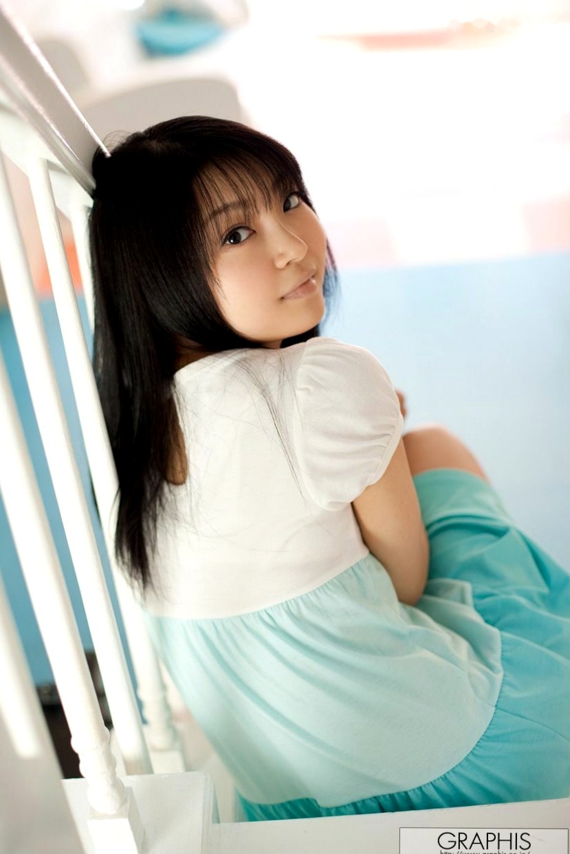 Gallery - Graphis_葵千寻 First Gravure 初出茅庐写真集：甜美清纯邻家少女，治愈系诱惑清新呈现清纯治愈系萝莉日本诱惑 女神私房照_秀色女神 - image 6