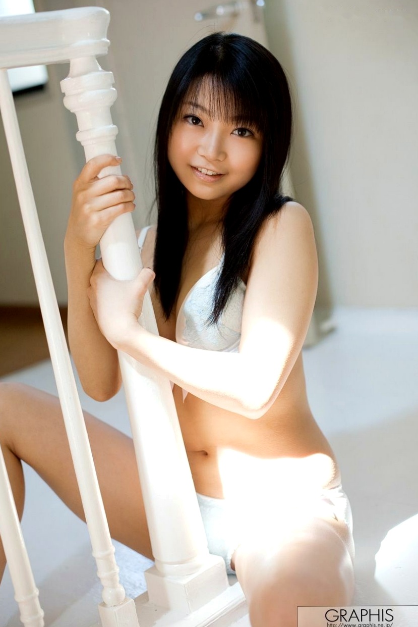 Gallery - Graphis_葵千寻 First Gravure 初出茅庐写真集：甜美清纯邻家少女，治愈系诱惑清新呈现清纯治愈系萝莉日本诱惑 女神私房照_秀色女神 - image 7