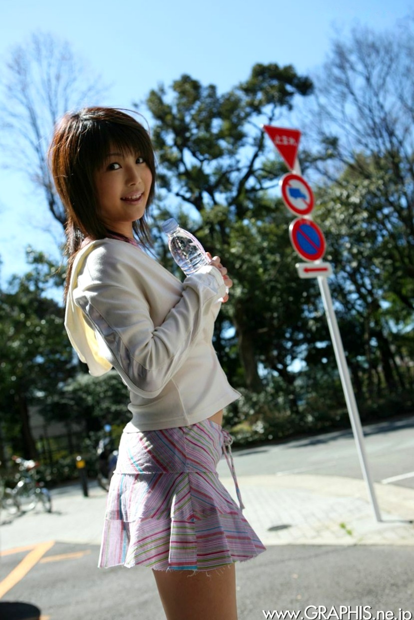 Gallery - Graphis写真精选：春咲梓美青春动感写真，小麦色肌肤展现运动健康美，清纯活力，居家生活风（41P）日本小麦色清纯诱惑野性 女神私房照_秀色女神 - image 5