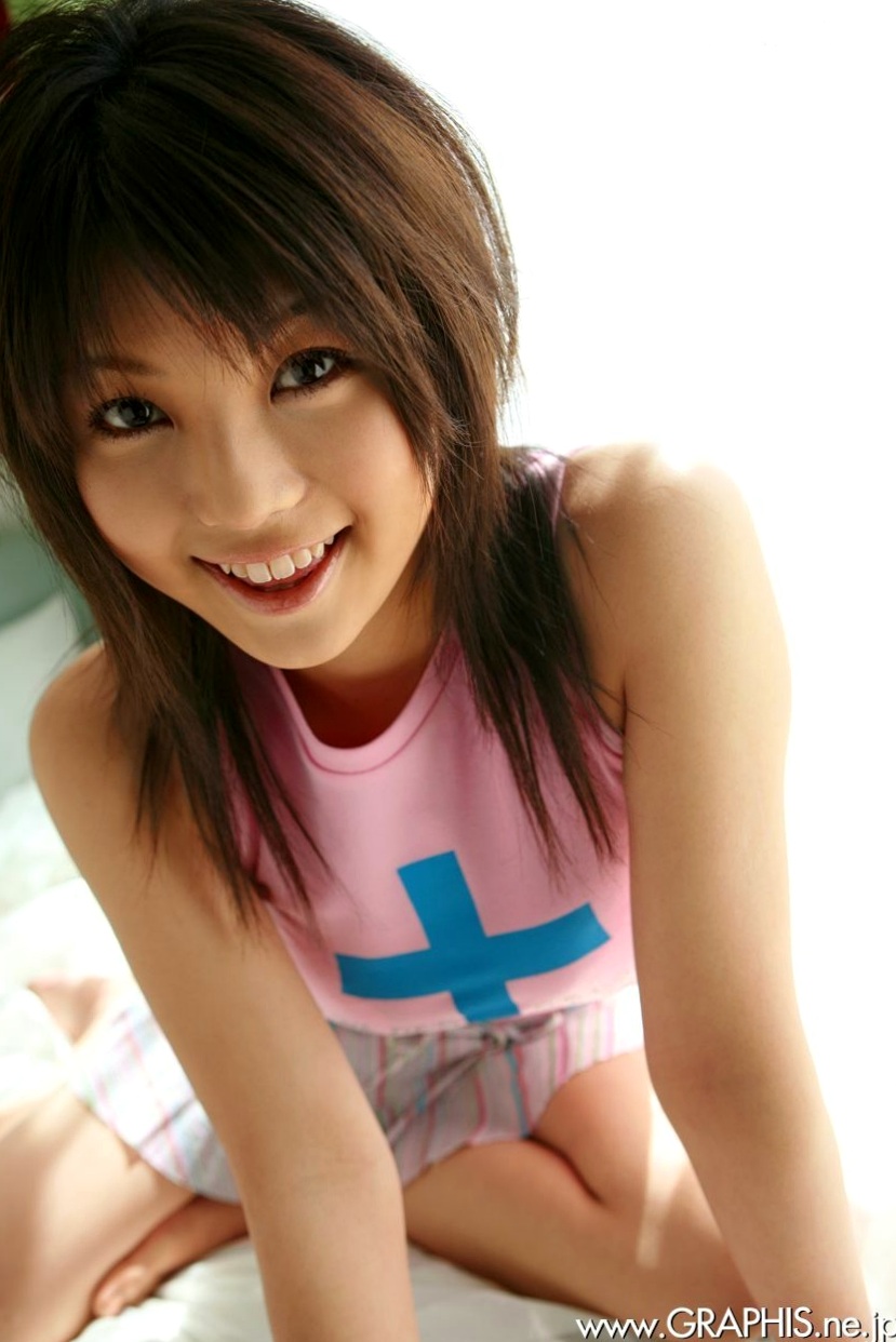 Gallery - Graphis写真精选：春咲梓美青春动感写真，小麦色肌肤展现运动健康美，清纯活力，居家生活风（41P）日本小麦色清纯诱惑野性 女神私房照_秀色女神 - image 12