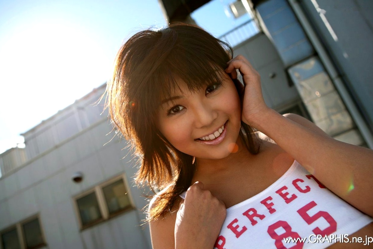 Gallery - Graphis写真精选：春咲梓美青春动感写真，小麦色肌肤展现运动健康美，清纯活力，居家生活风（41P）日本小麦色清纯诱惑野性 女神私房照_秀色女神 - image 26