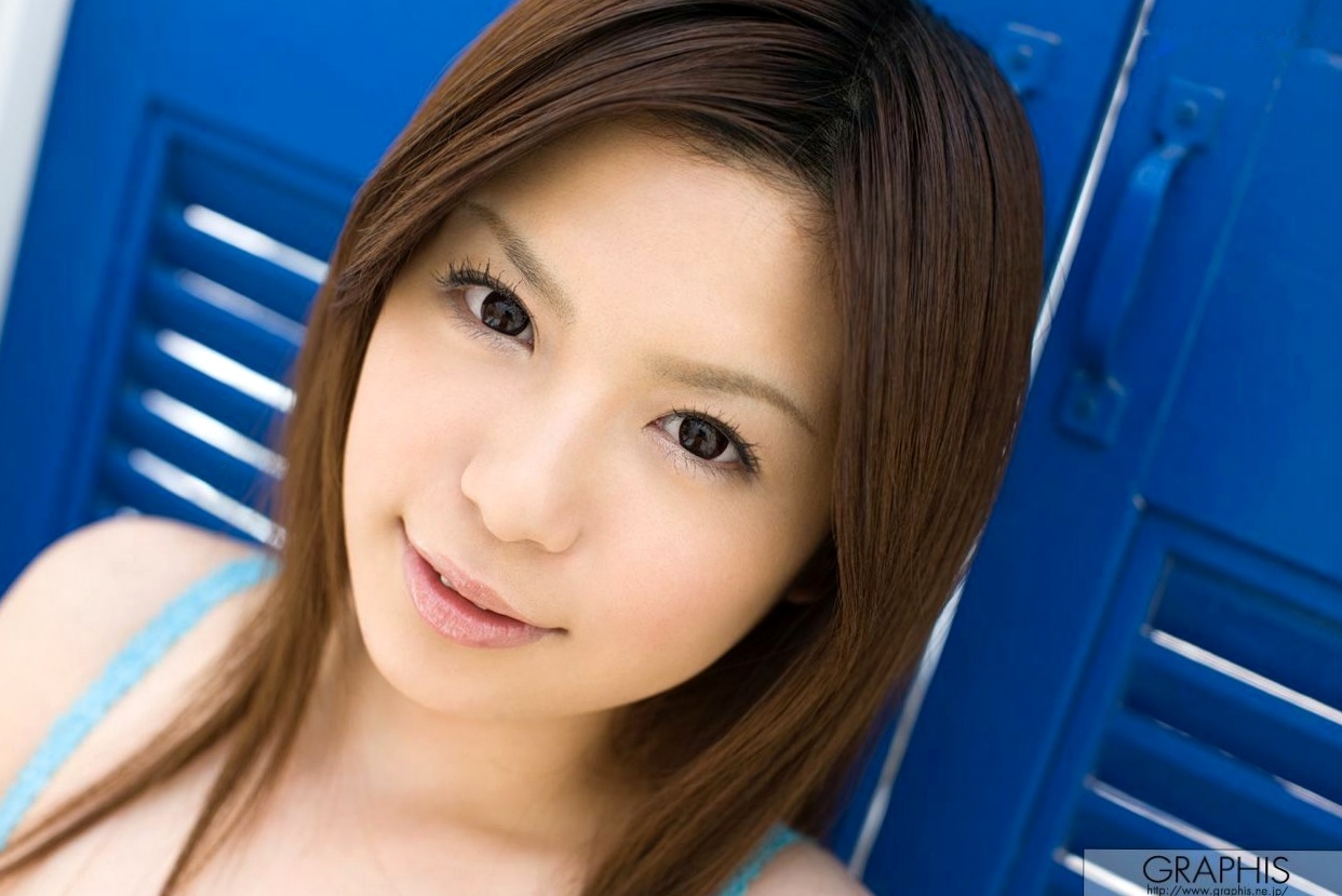 Gallery - Graphis 栗林里莉 Riri Kuribayashi 清纯少女初露锋芒，甜美童颜私房居家写真日本清纯私房照童颜巨乳 女神私房照_秀色女神 - image 12