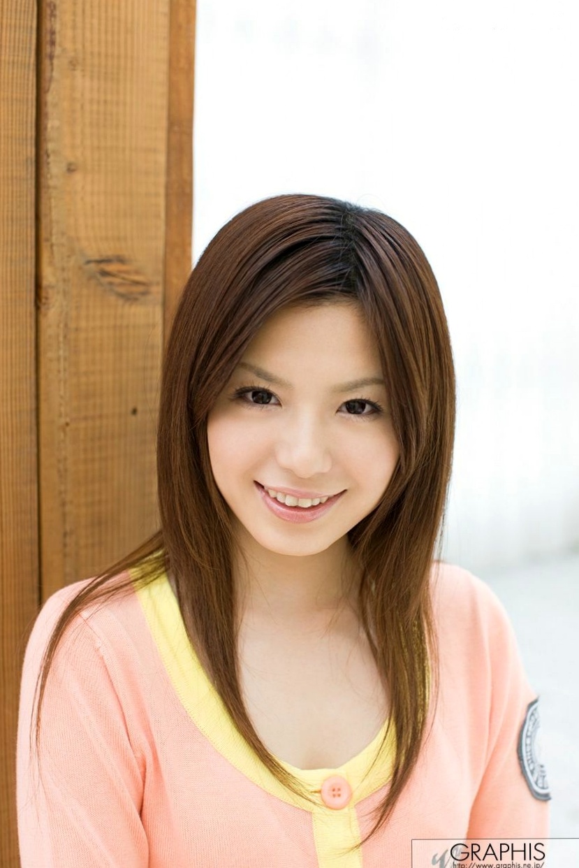 Gallery - Graphis 栗林里莉 Riri Kuribayashi 清纯少女初露锋芒，甜美童颜私房居家写真日本清纯私房照童颜巨乳 女神私房照_秀色女神 - image 22