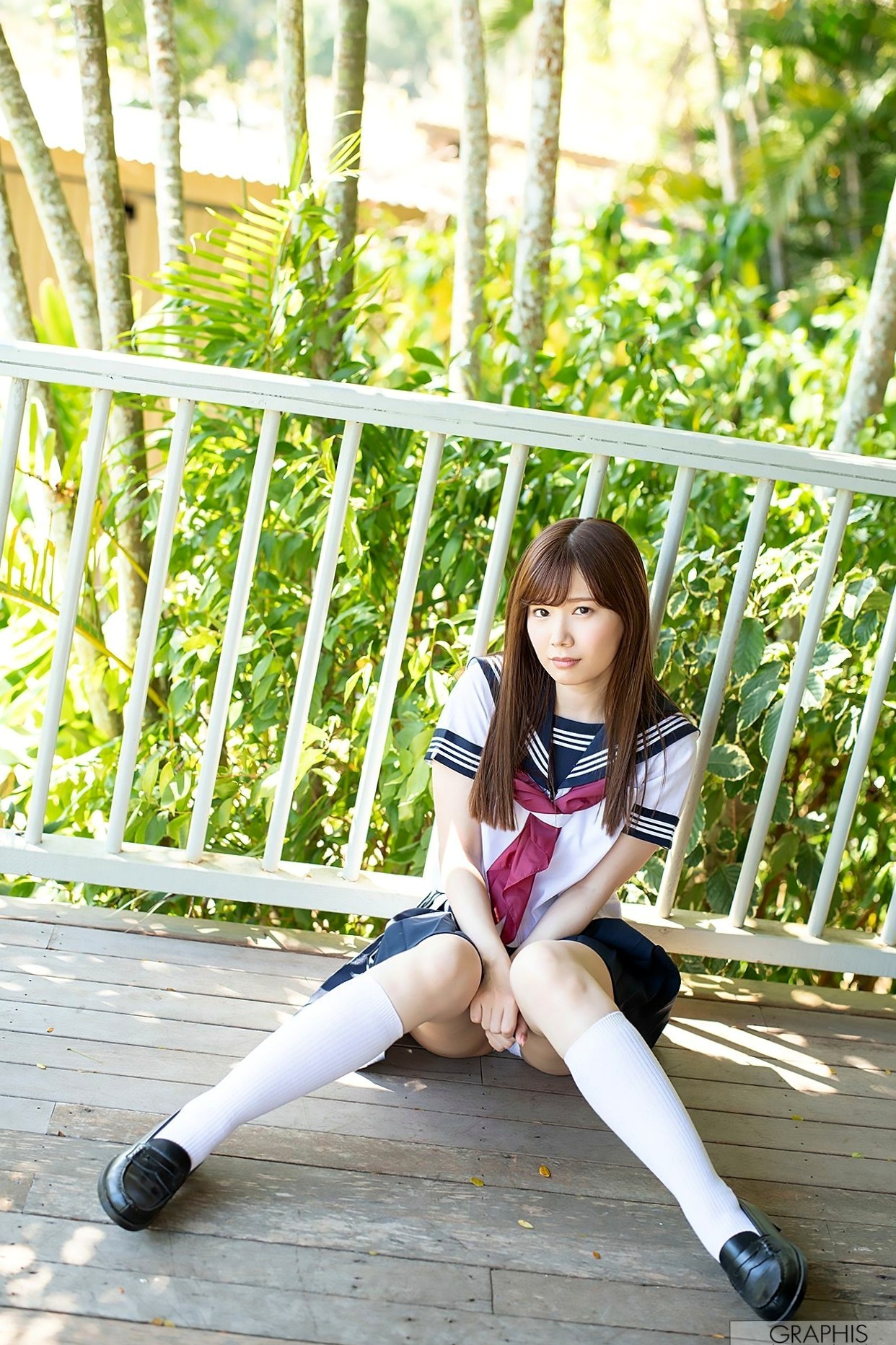 Gallery - 明里紬（Tsumugi Akari）Graphis写真：清纯校服美少女，大尺度诱惑私房特写日本校服清纯私房照大尺度 女神私房照_秀色女神 - image 6