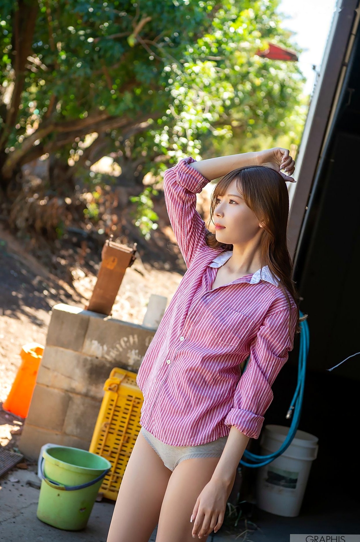 Gallery - Graphis_明里つむぎ(明里紬)《Moment》夏日户外清纯大片，甜美治愈系少女写真日本清纯治愈系户外美腿 女神私房照_秀色女神 - image 33