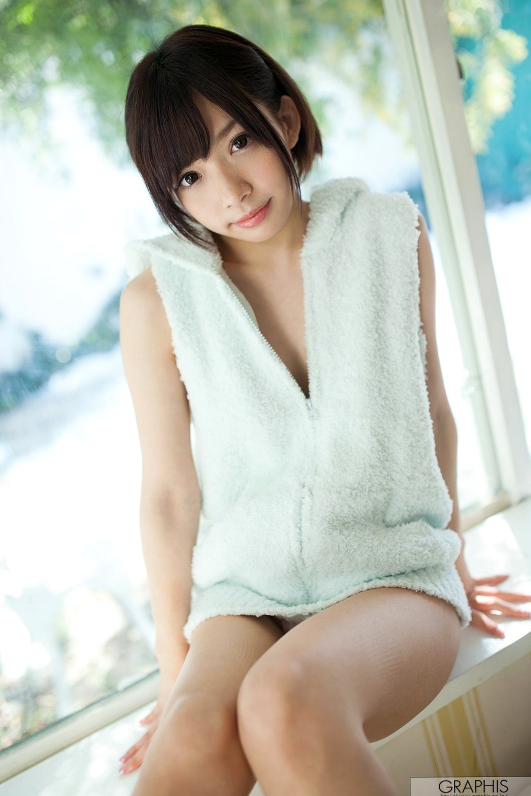 Gallery - Graphis_成海うるみ(広瀬りりあ)精选私房写真集：清纯短发诱惑与居家内衣的极致魅力[32P]清纯诱惑私房照日本 女神私房照_秀色女神 - image 11