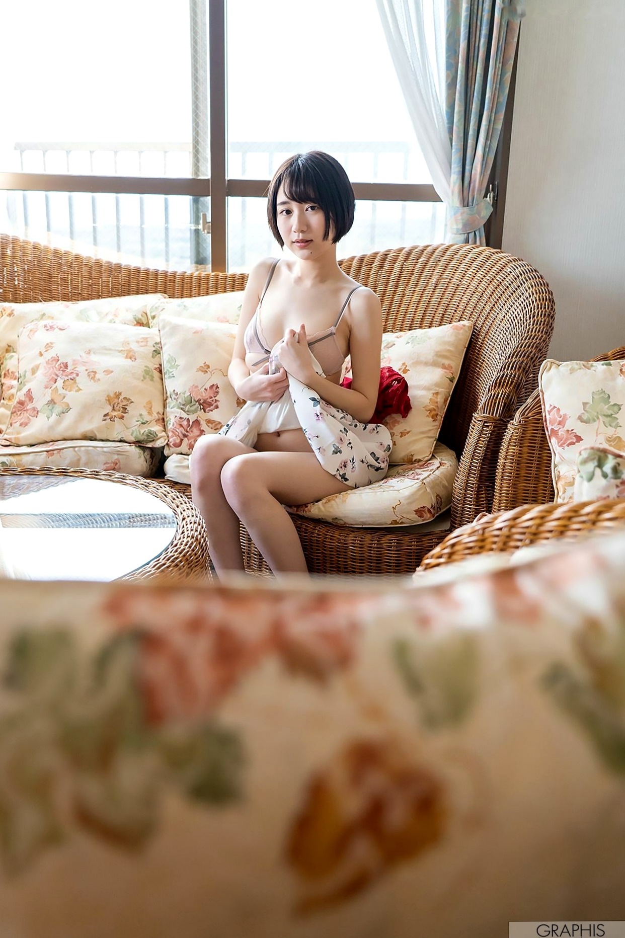 Gallery - Graphis_藤江史帆《Pele clara》图片写真集，清新短发日系私房，甜美治愈系尤物清纯气质治愈系私房照日本 女神私房照_秀色女神 - image 29