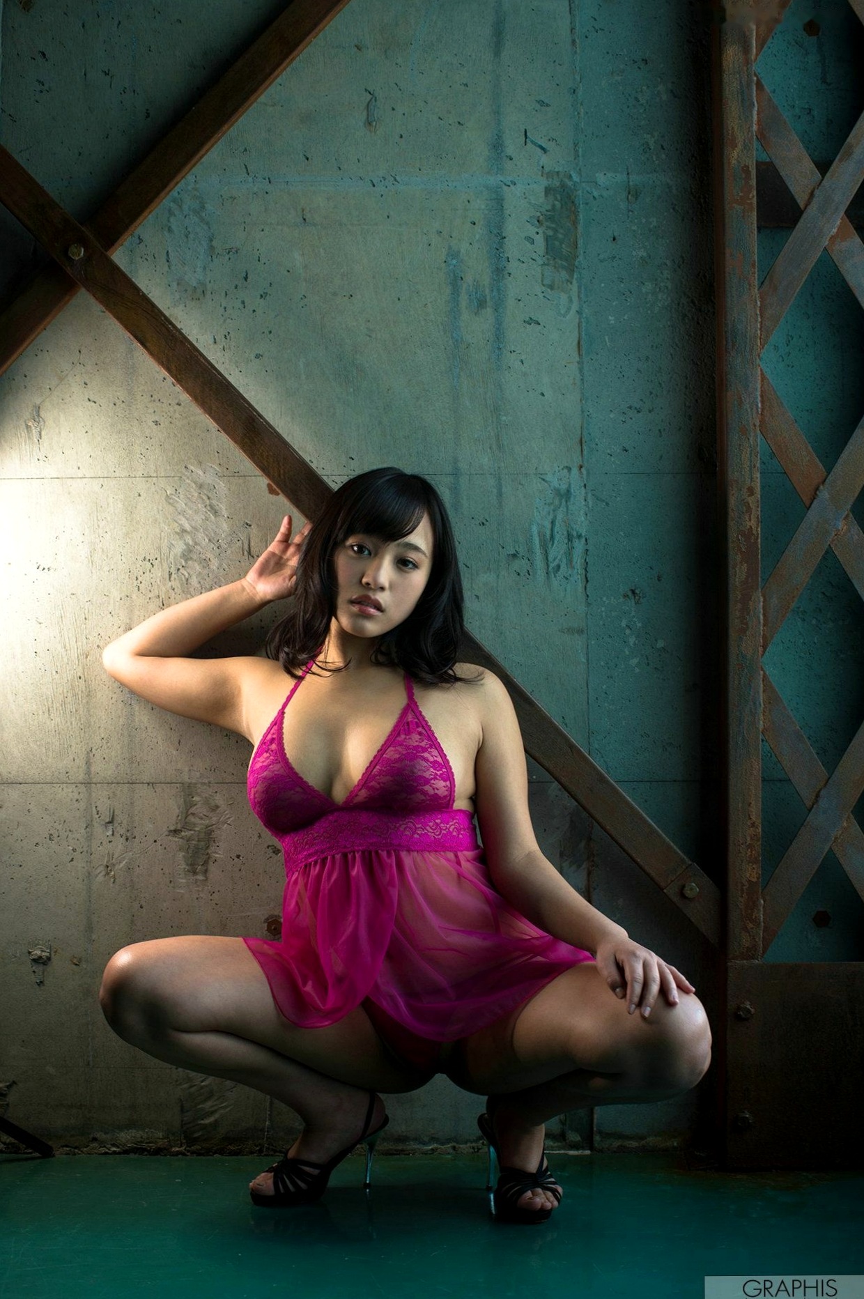 Gallery - Graphis系列：浅野惠美『Grande』居家私房写真，极致童颜巨乳展现诱人曲线魅力童颜巨乳内衣私房照日本性感 女神私房照_秀色女神 - image 10