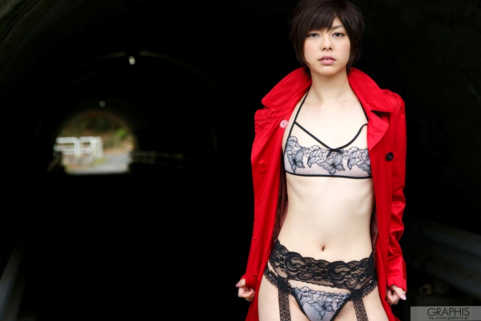 Gallery - Graphis写真集：卯水咲流与森山綾乃《Oriental Beauty》私房短发女神冷艳写真，尽显妩媚优雅高级感日本冷艳内衣气质私房照 女神私房照_秀色女神 - image 25