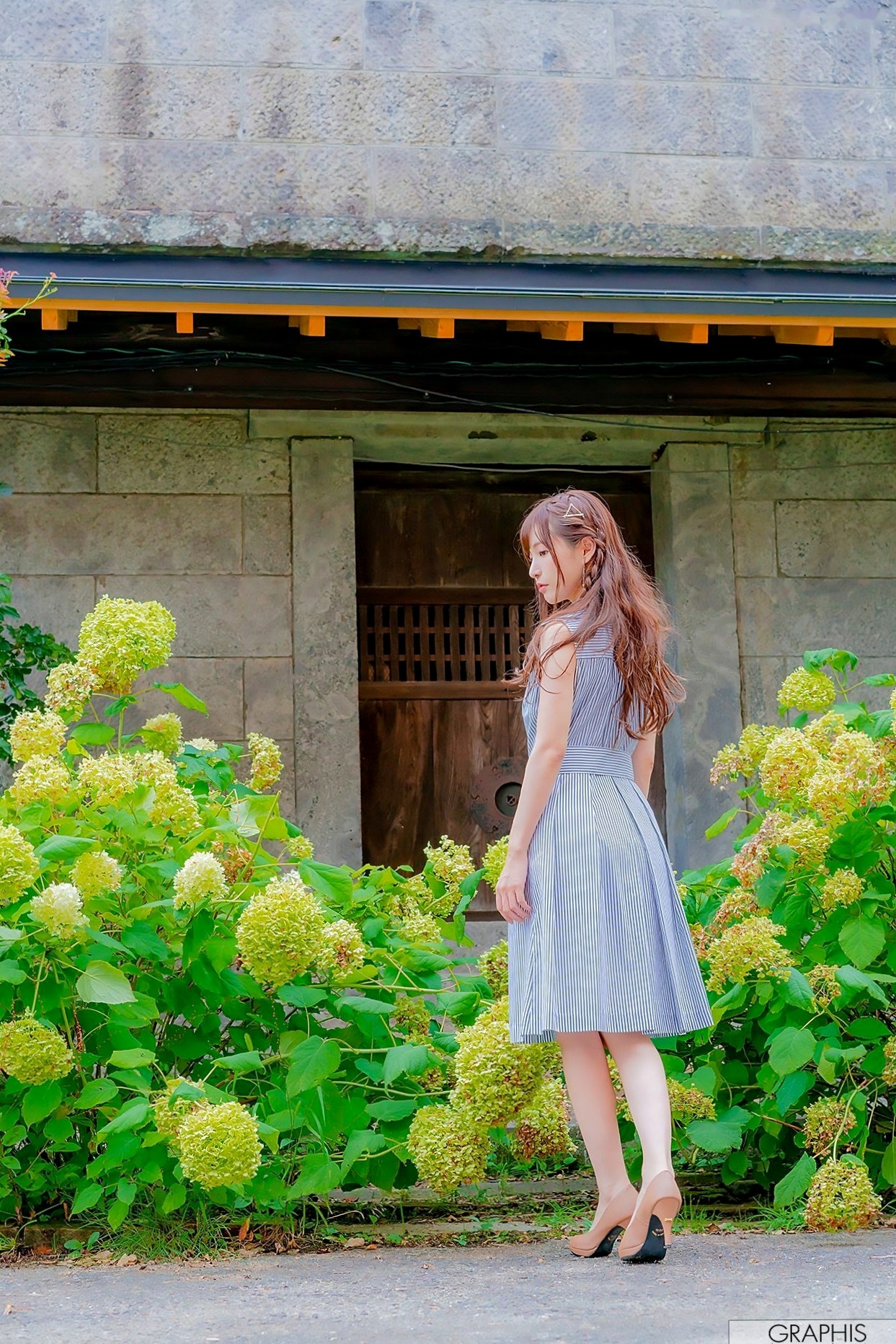 Gallery - 天使萌 Moe Amatsuka《HONEY》写真集：性感与清纯的完美邂逅，多套唯美内衣造型带来极致视觉享受日本性感诱惑清纯女神内衣 女神私房照_秀色女神 - image 34