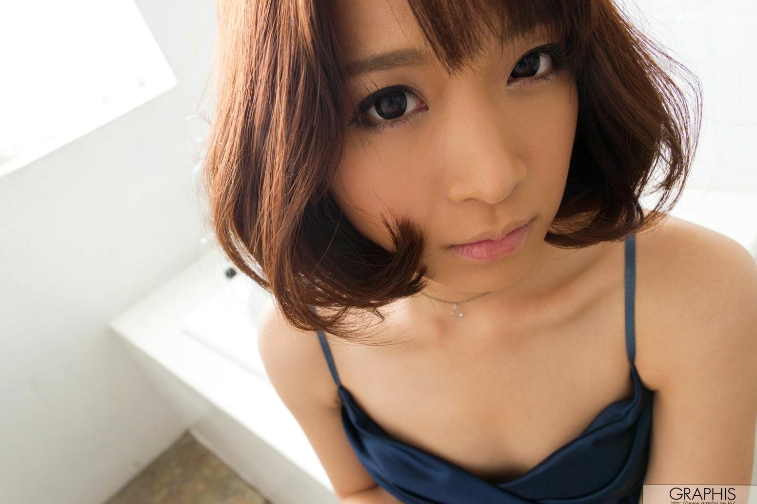 Gallery - Graphis_神谷麻友《Winter Love》私房写真，冬日毛绒耳罩与柔美内衣，演绎清纯诱惑日本私房照清纯诱惑内衣 女神私房照_秀色女神 - image 28