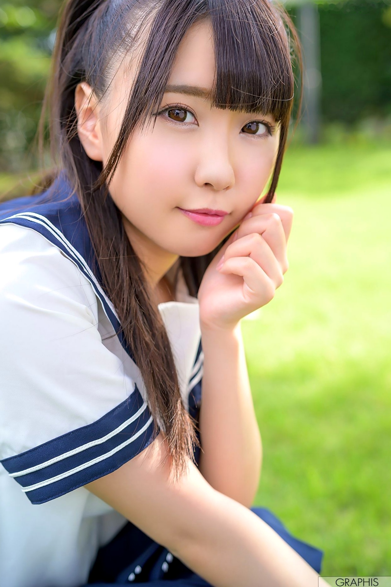 Gallery - Graphis 梦见照歌《Innocent Girl》：清纯校服少女与浴室湿身比基尼魅力写真日本清纯校服比基尼私房照治愈系 女神私房照_秀色女神 - image 7