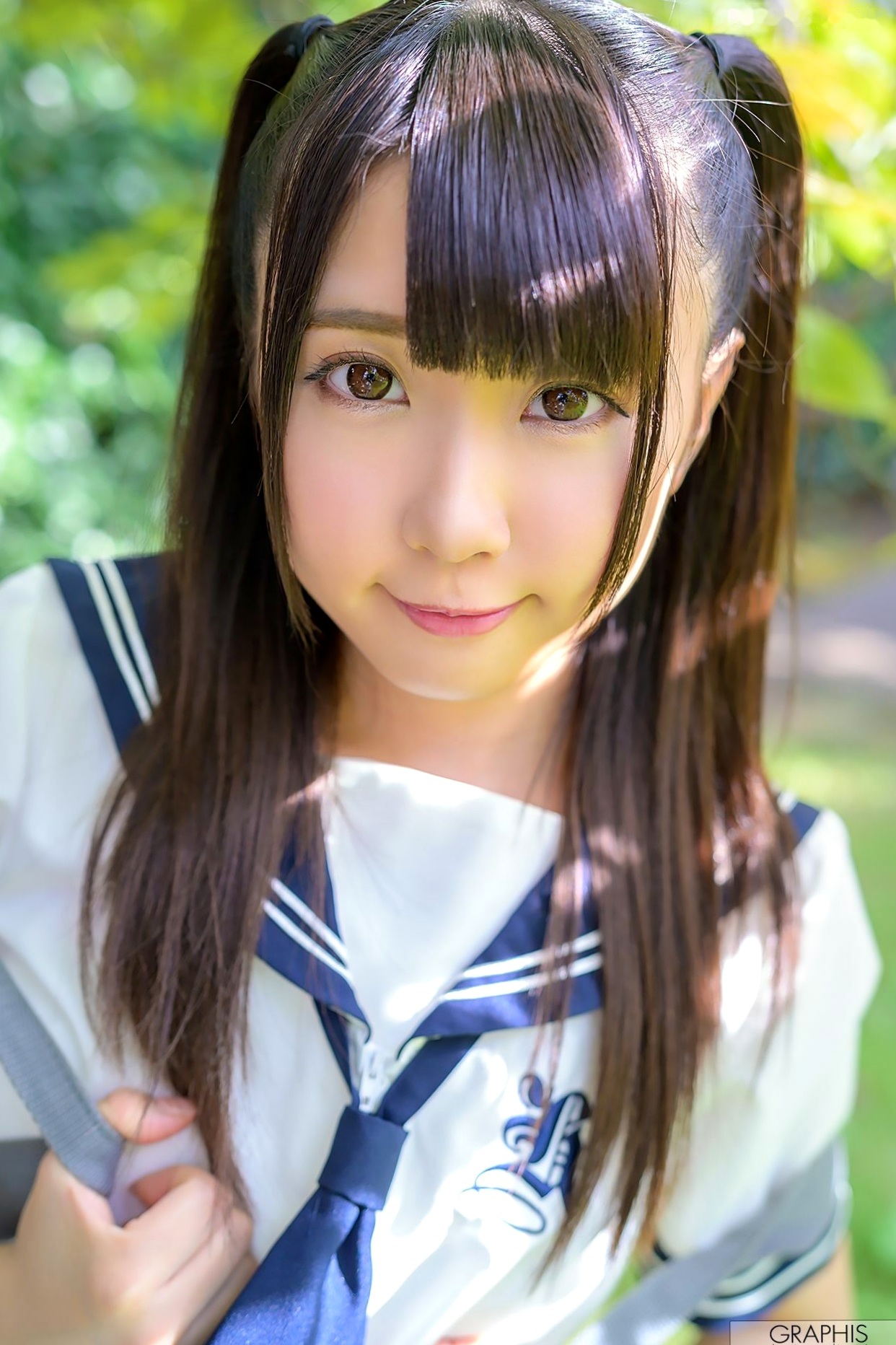 Gallery - Graphis 梦见照歌《Innocent Girl》：清纯校服少女与浴室湿身比基尼魅力写真日本清纯校服比基尼私房照治愈系 女神私房照_秀色女神 - image 13