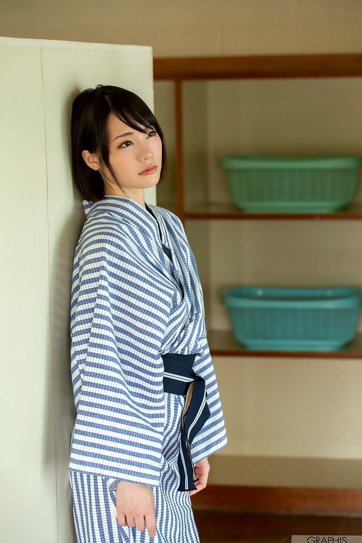 Gallery - Graphis_铃村爱里《Days of Love》夏日写真，清纯少女居家私房美拍，大尺度丁字裤诱惑呈现日本性感诱惑私房照大尺度丁字裤 女神私房照_秀色女神 - image 3