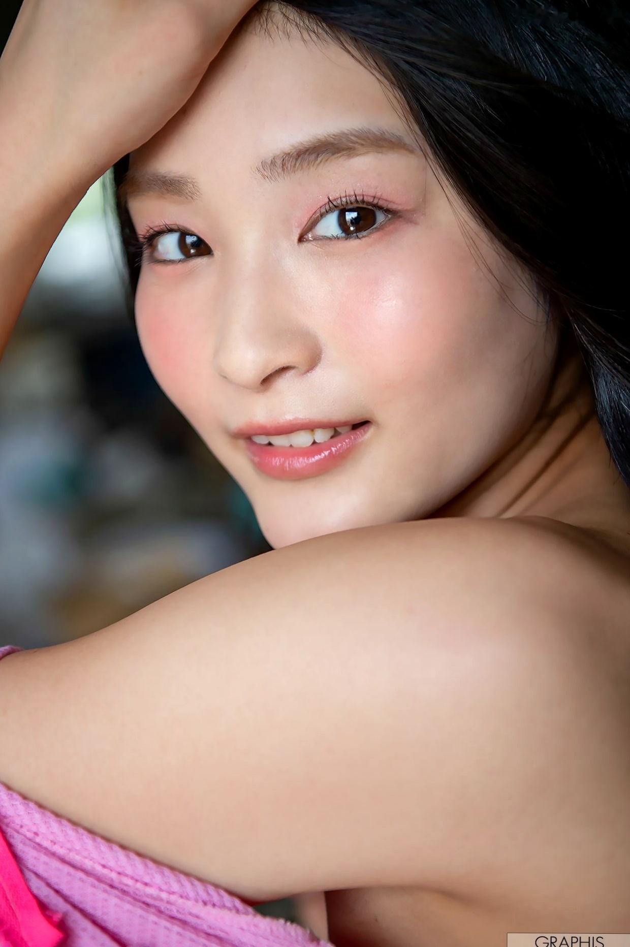 Gallery - Graphis本庄鈴《A NEW STAR!》极品日系私房写真，演绎温柔床边诱惑与纯欲神颜日本性感私房照诱惑清新 女神私房照_秀色女神 - image 11