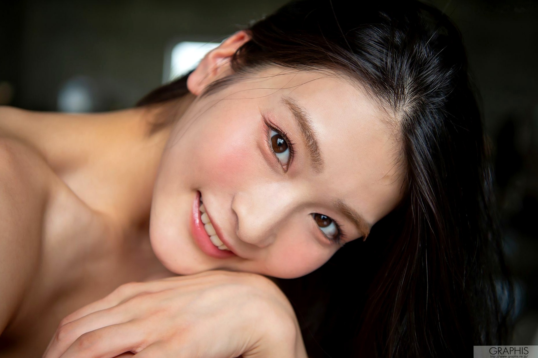 Gallery - Graphis本庄鈴《A NEW STAR!》极品日系私房写真，演绎温柔床边诱惑与纯欲神颜日本性感私房照诱惑清新 女神私房照_秀色女神 - image 13